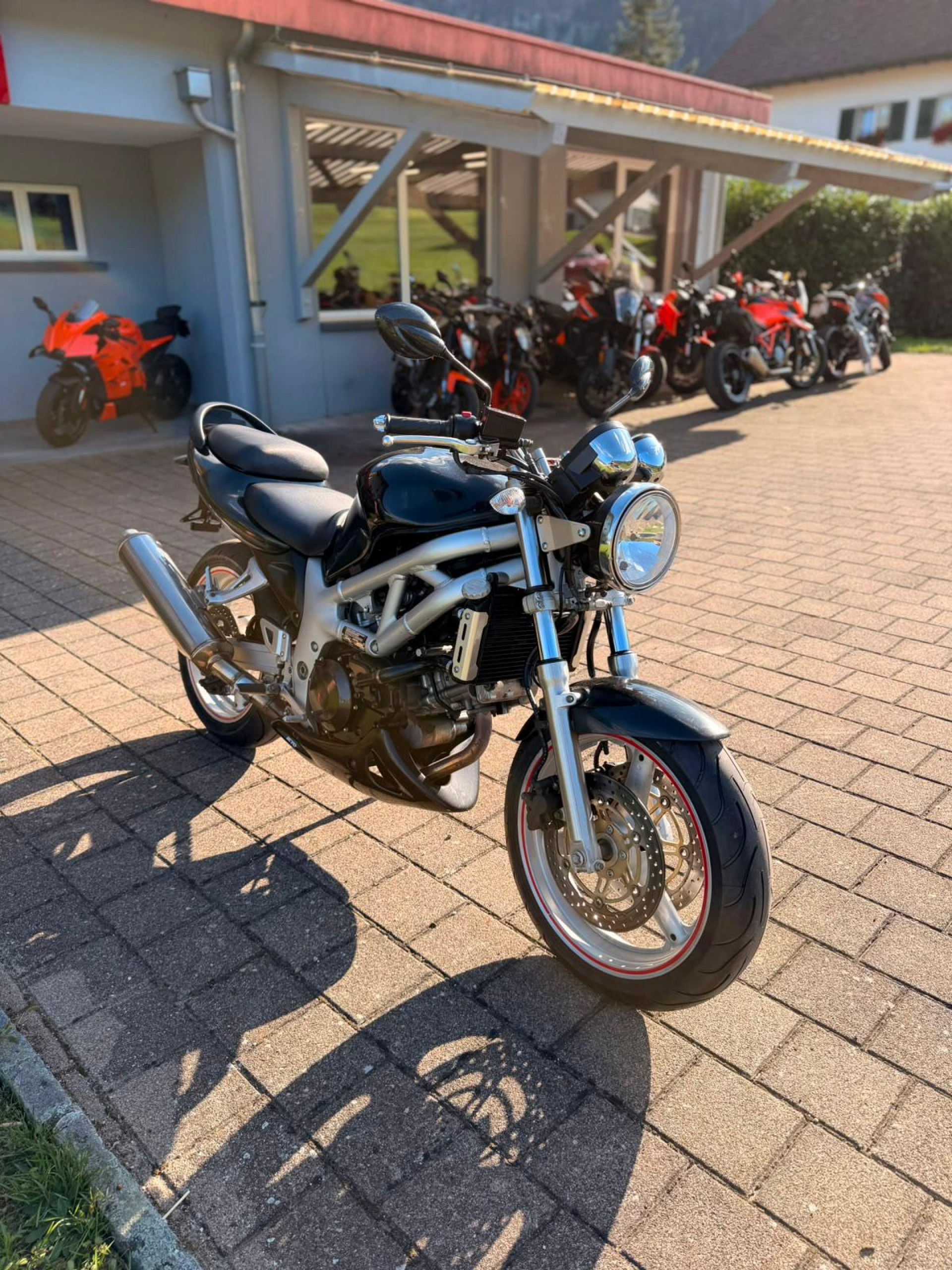 SUZUKI SV 650 A-image-3