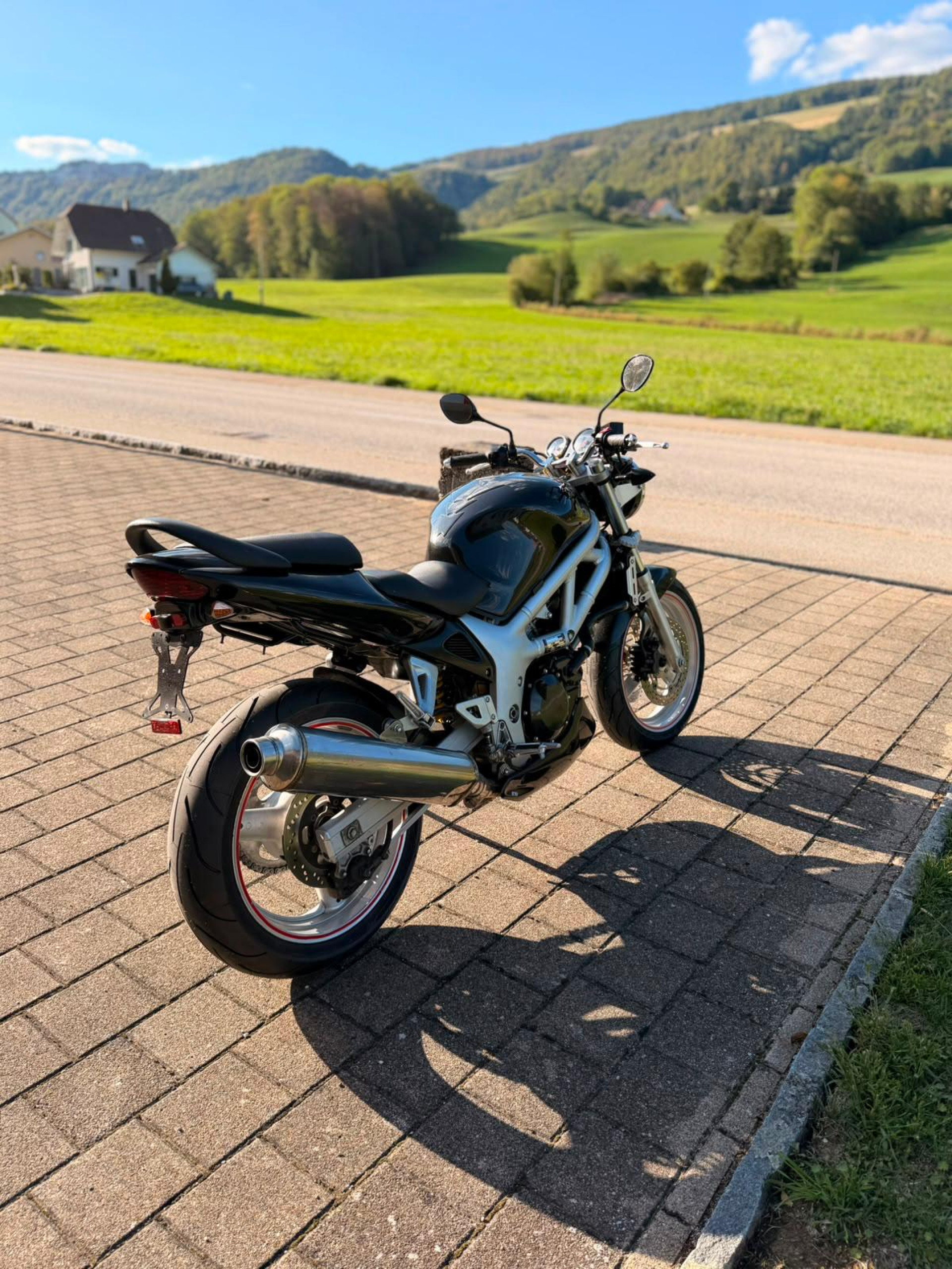 SUZUKI SV 650 A-image-2