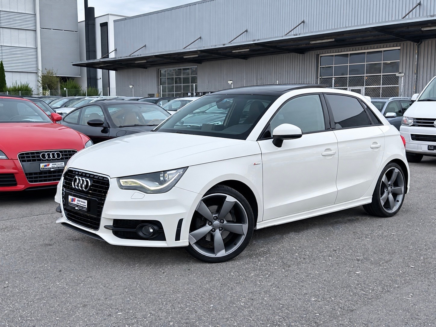 AUDI A1 Sportback Sport 1.4 TFSI Ambition S-tronic / Frisch ab MFK / BOSE Sound / Panoramadach / S-Sportsitze / Rotor Felgen