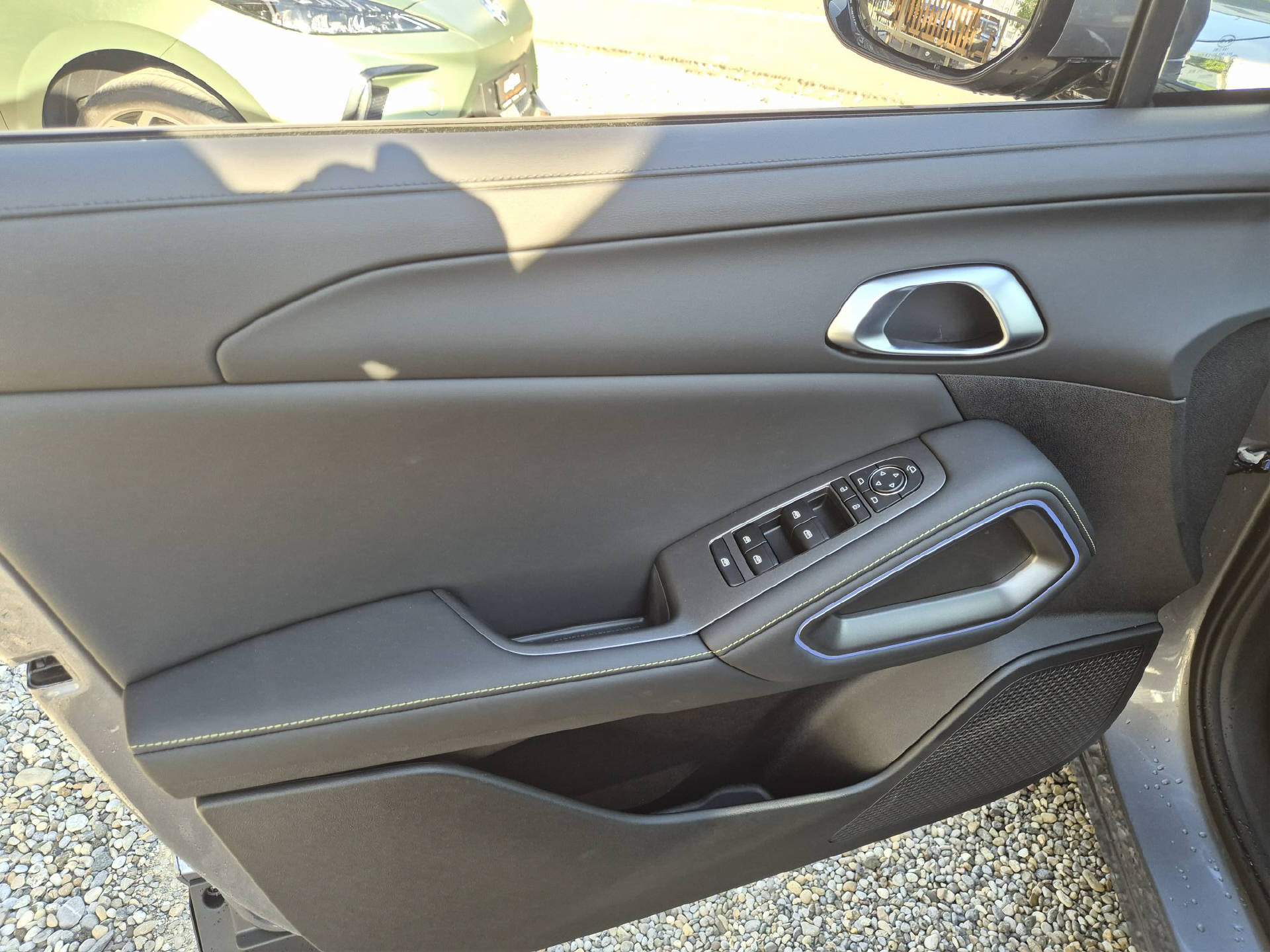 BYD Atto 2 DM-i Boost PHEV-image-15