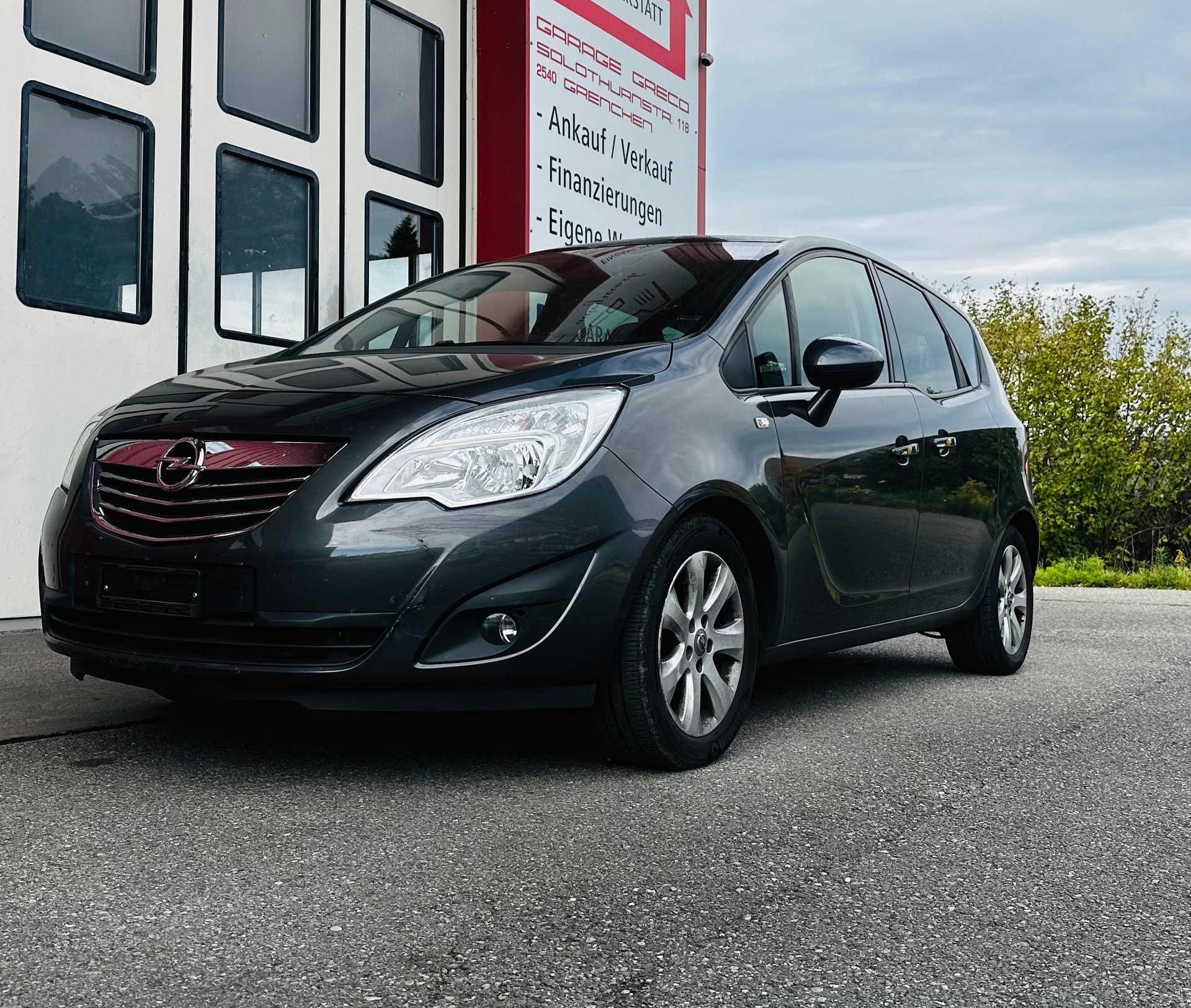 OPEL Meriva 1.7 CDTi Cosmo Automatic-image-2