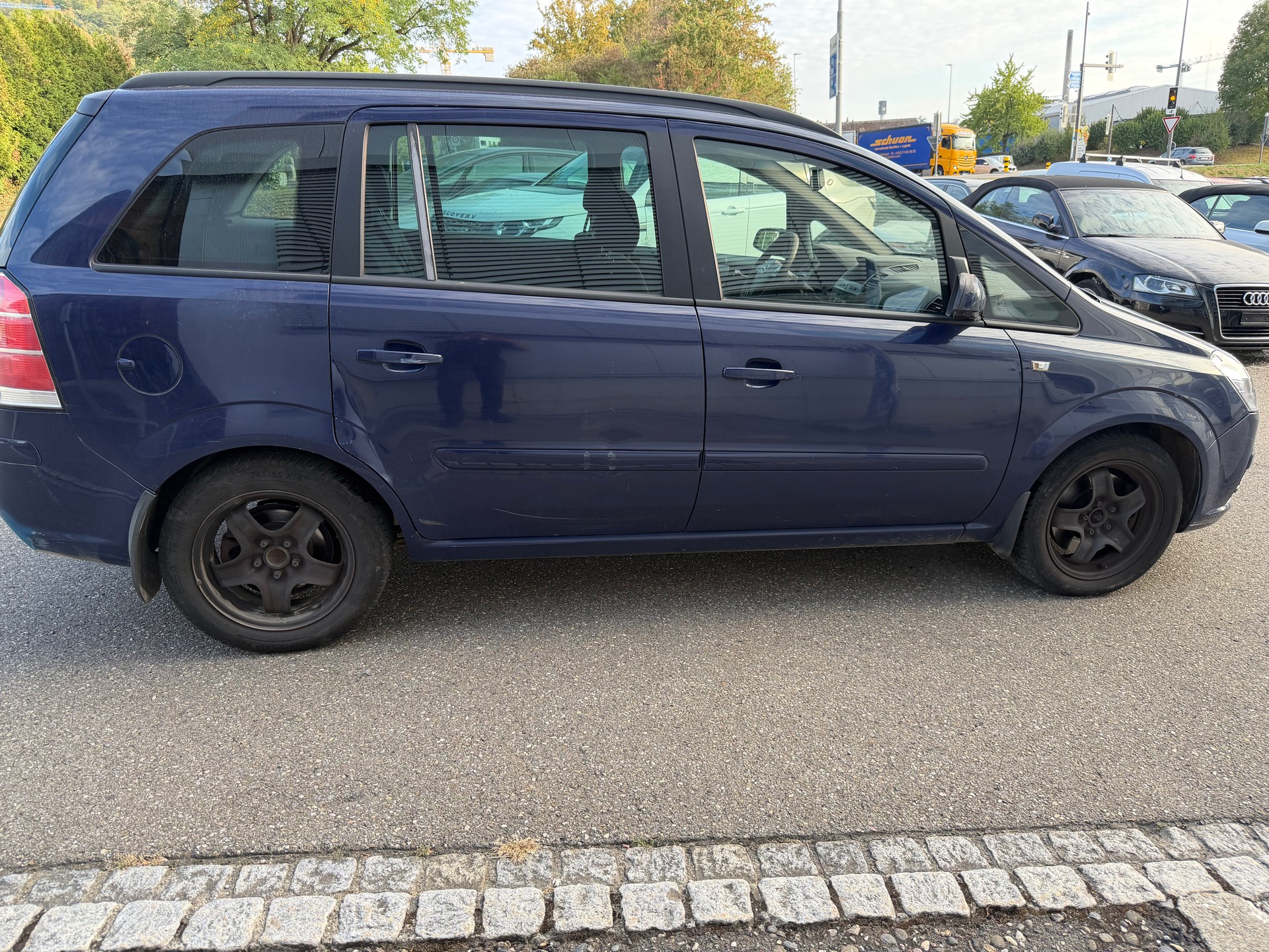 OPEL Zafira 2.2i 16V Essentia-image-11