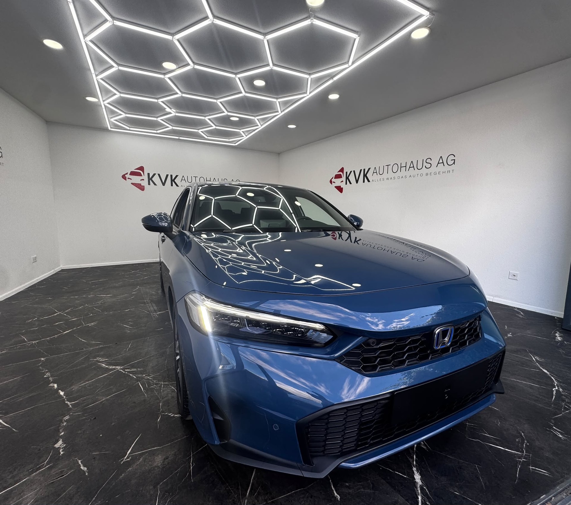 HONDA Civic 2.0 i-MMD HEV | Elegance Tageszulassung | CH-Fahrzeug | 8 Jahre Werksgarantie |-showroom-element-3