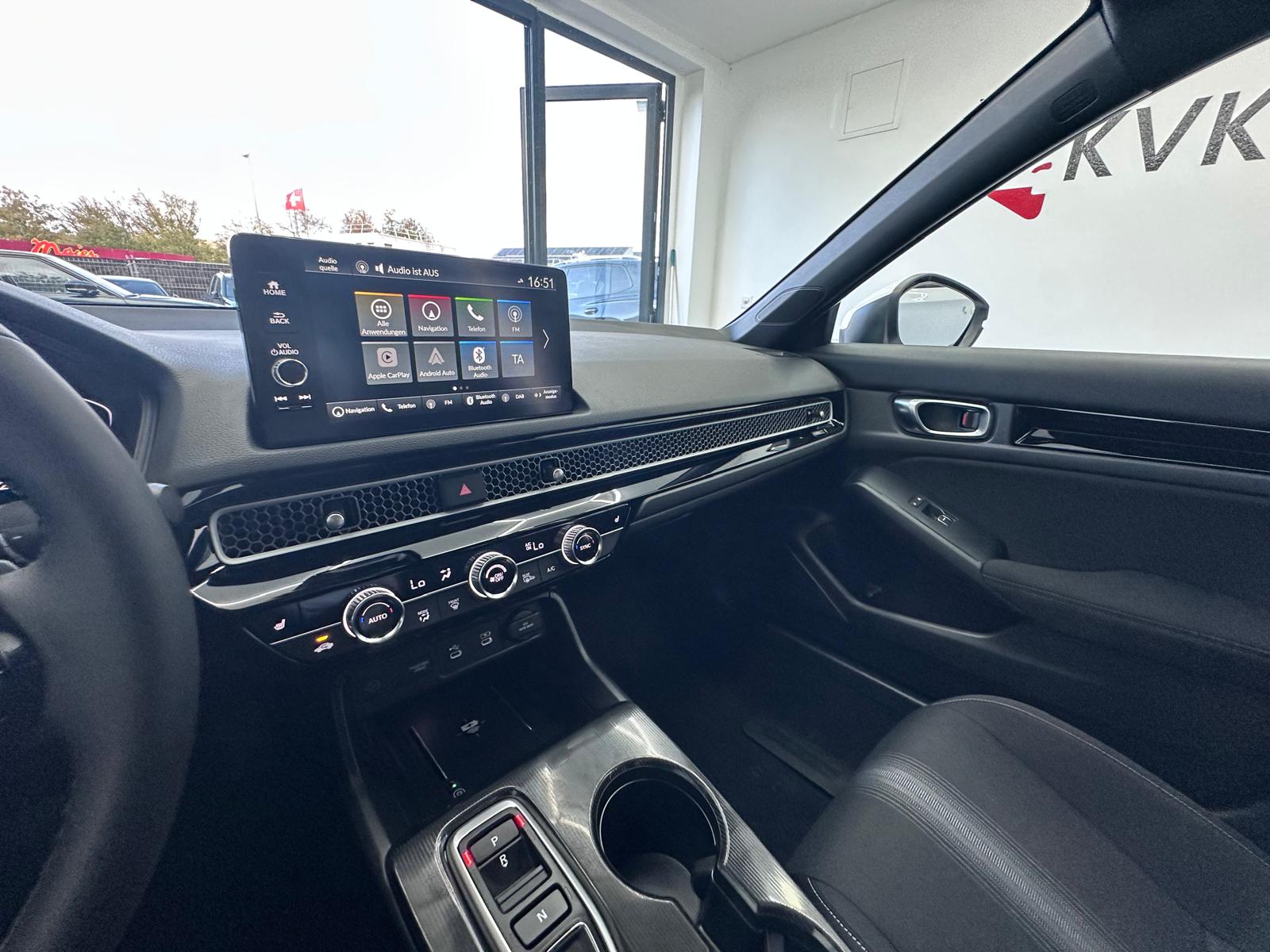 HONDA Civic 2.0 i-MMD HEV | Elegance Tageszulassung | CH-Fahrzeug | 8 Jahre Werksgarantie |-image-12