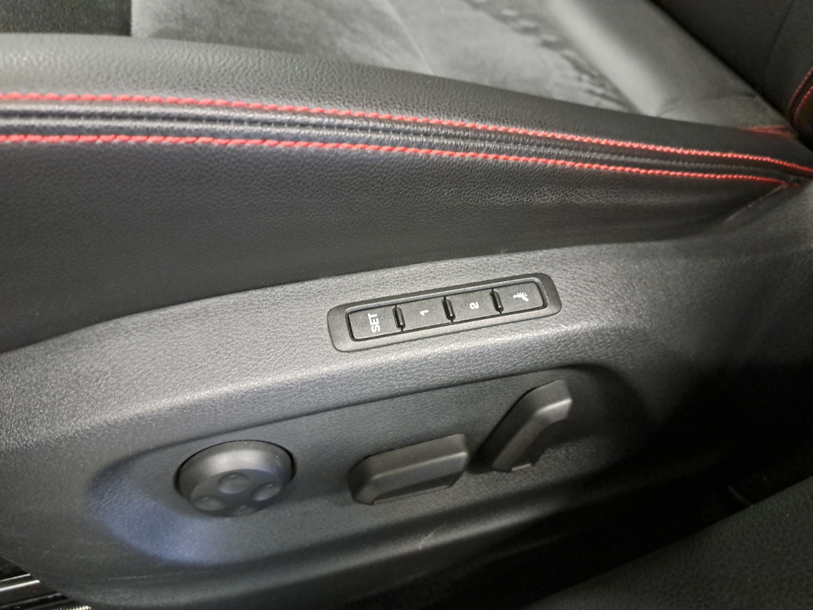SEAT Alhambra 1.4 TSI FR Line DSG-image-24