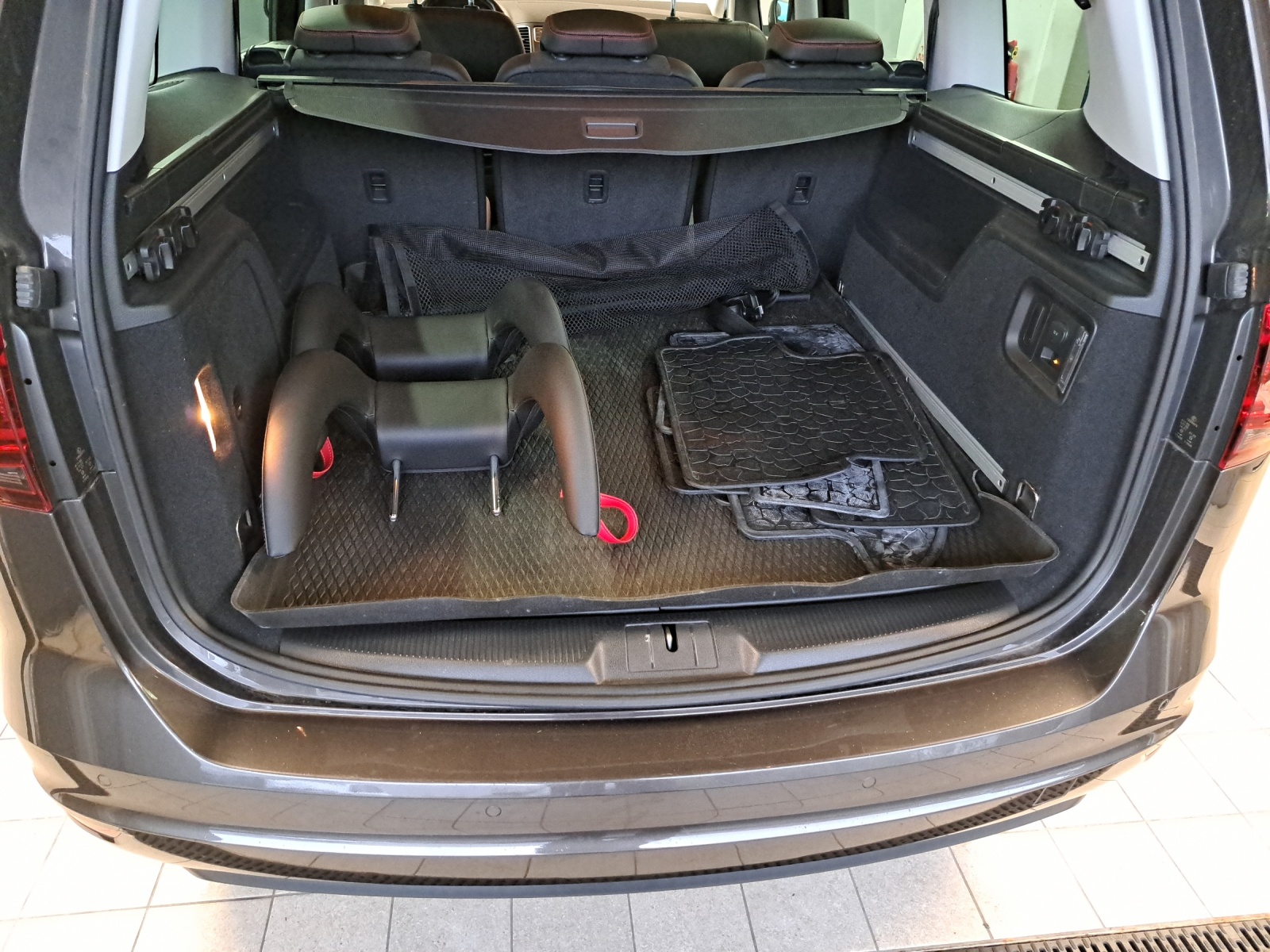SEAT Alhambra 1.4 TSI FR Line DSG-image-21