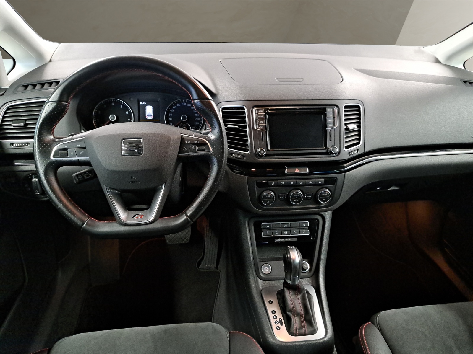 SEAT Alhambra 1.4 TSI FR Line DSG-image-10
