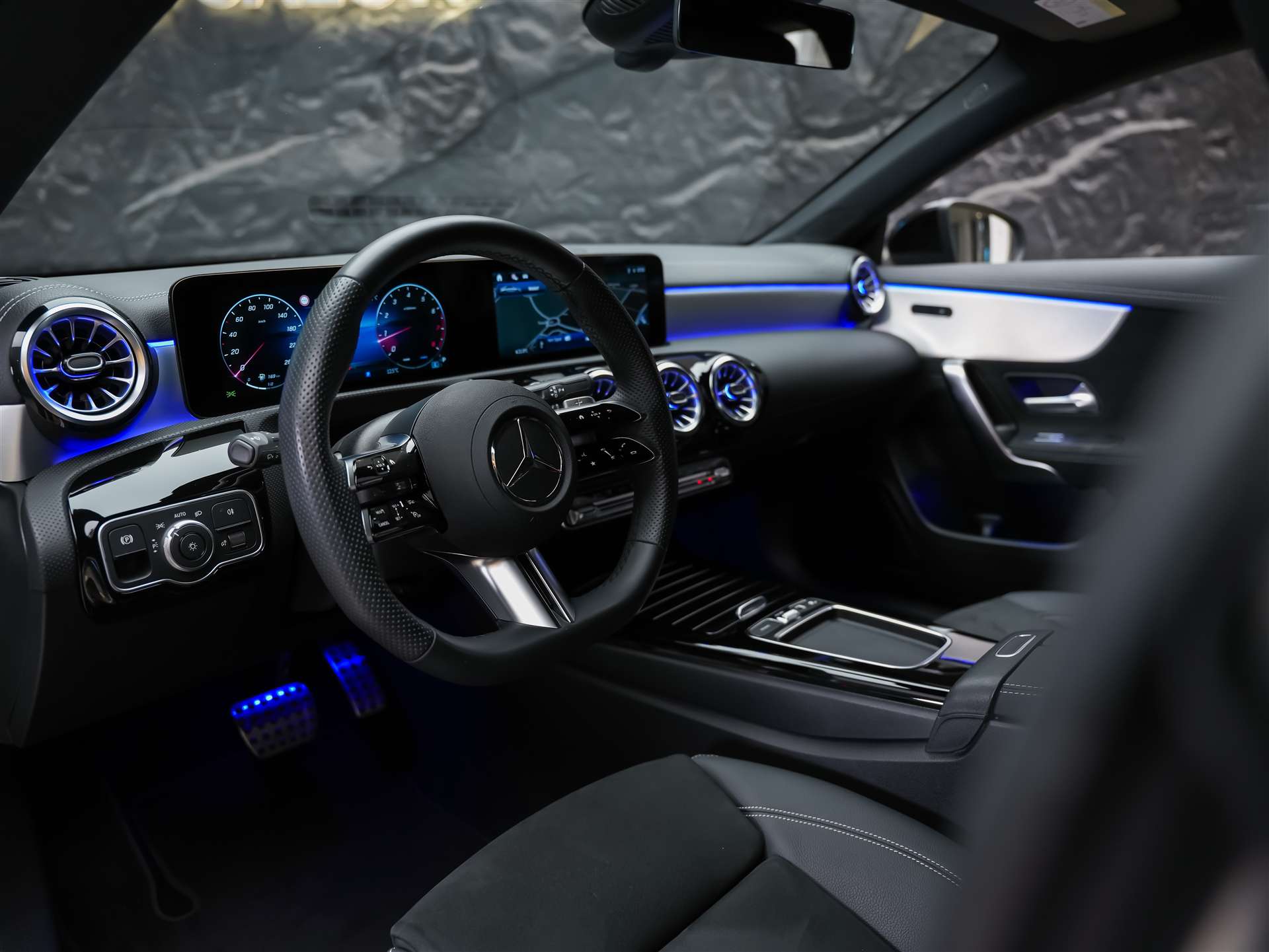 MERCEDES-BENZ CLA 200 AMG Line 7G-DCT *Facelift*Assistenten*Amientenbeleuchtung*-image-7