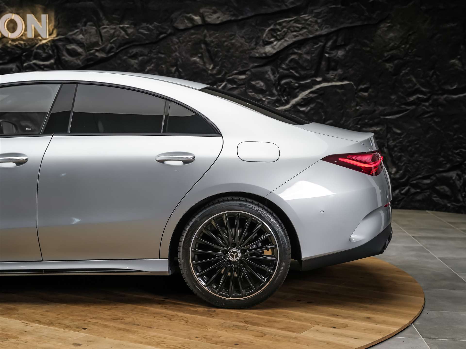 MERCEDES-BENZ CLA 200 AMG Line 7G-DCT *Facelift*Assistenten*Amientenbeleuchtung*-image-16