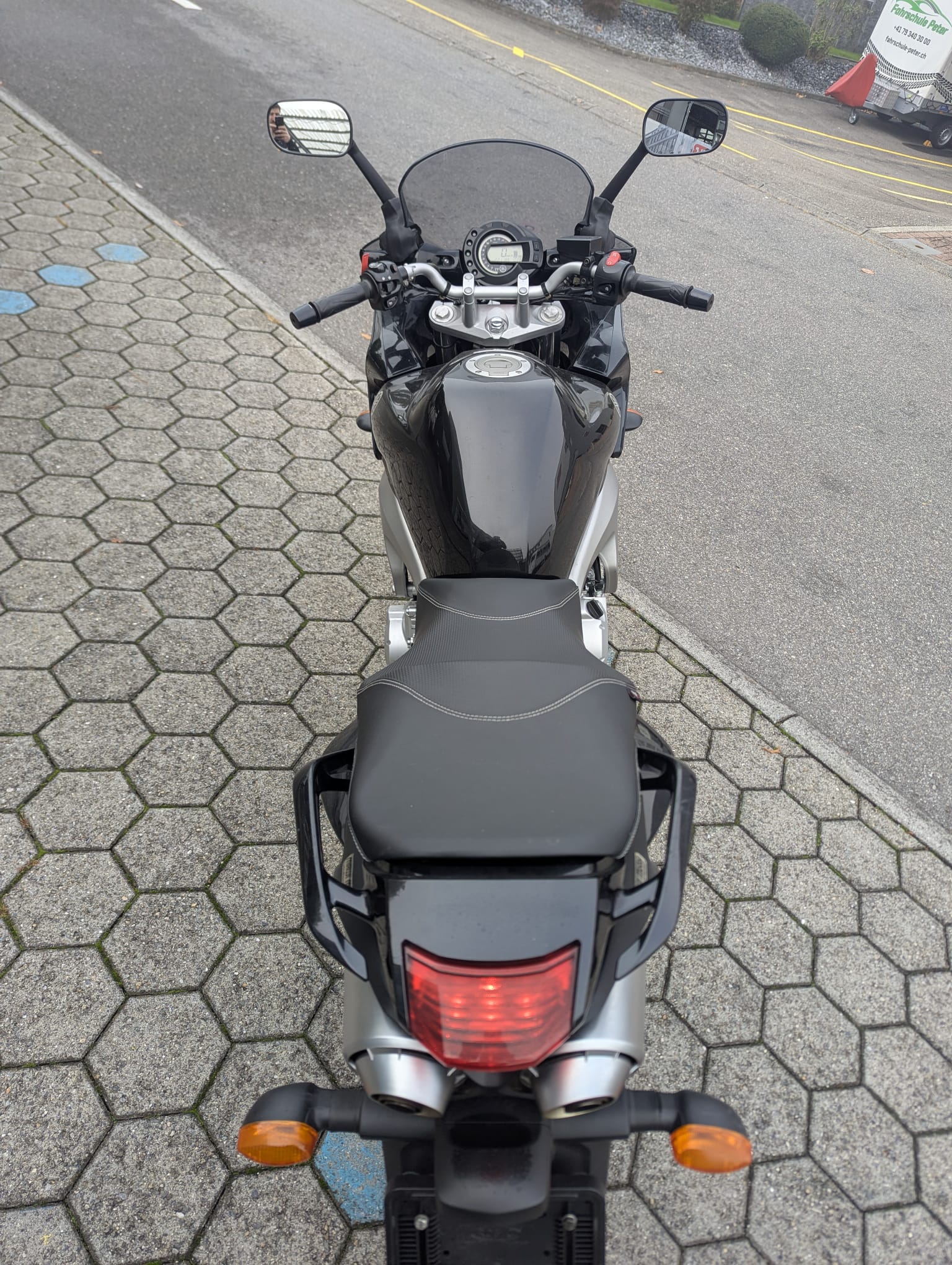 YAMAHA FZ6 Fazer ABS-image-4