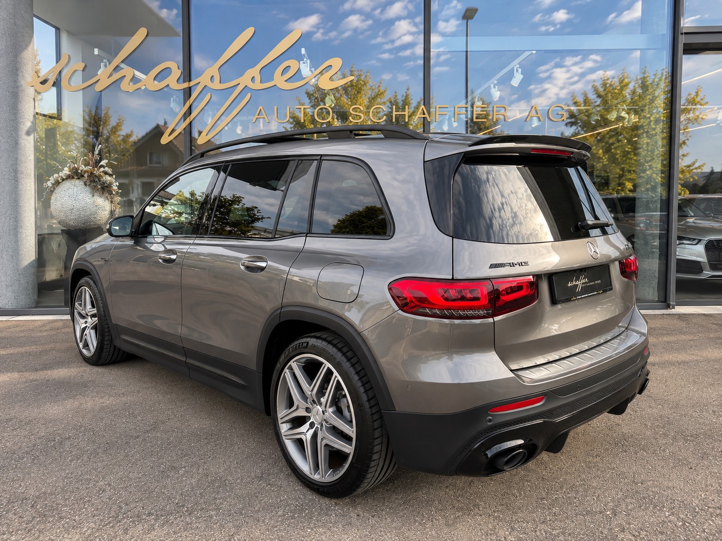 MERCEDES-BENZ GLB 35 AMG 4Matic 8G-Tronic-image-6