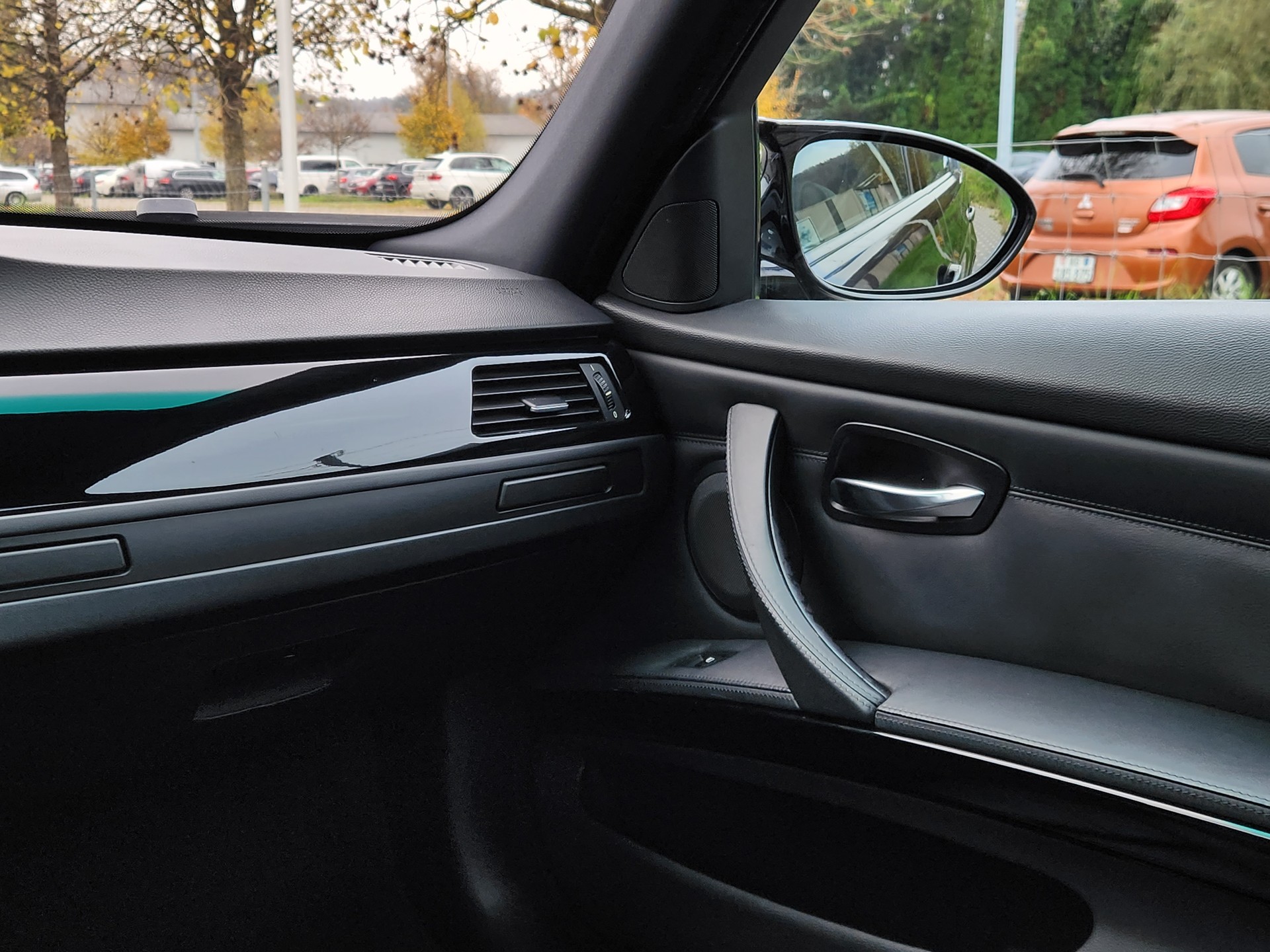 BMW M3 Limousine-image-11