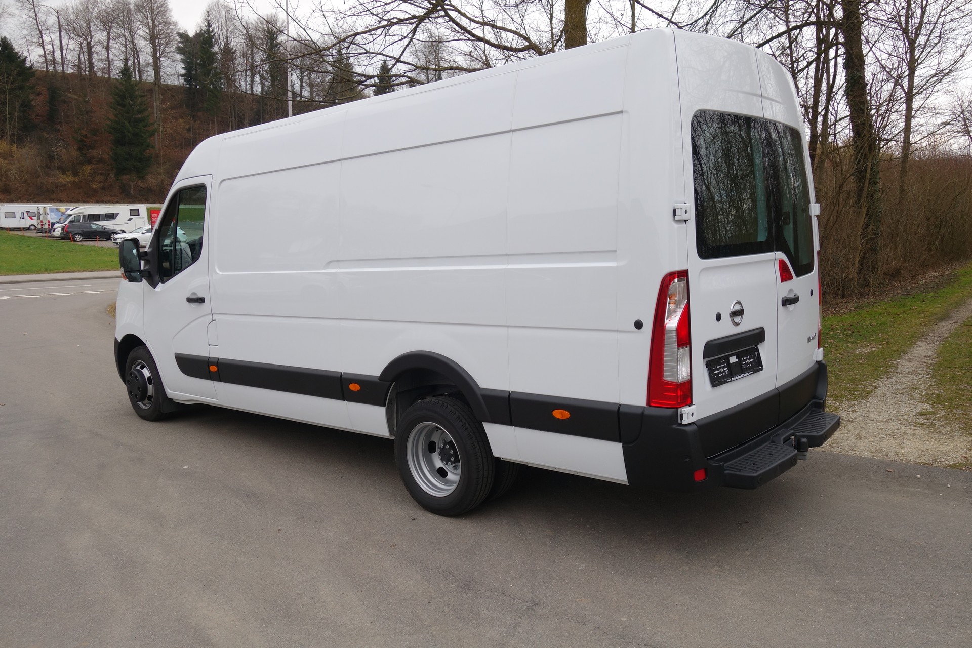 NISSAN NV400 R35.18 L3H2 RWD Comfort-image-2