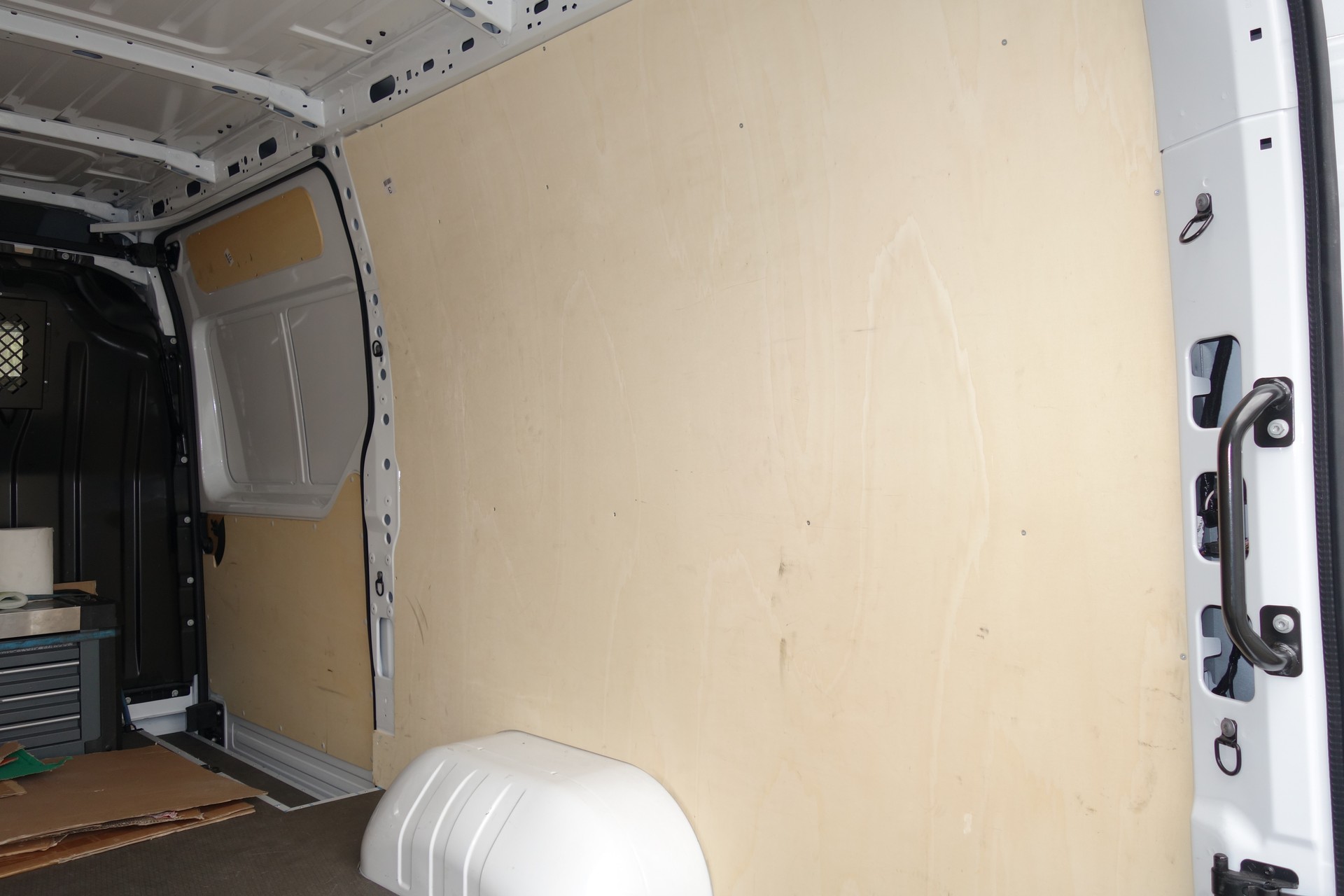NISSAN NV400 R35.18 L3H2 RWD Comfort-image-7