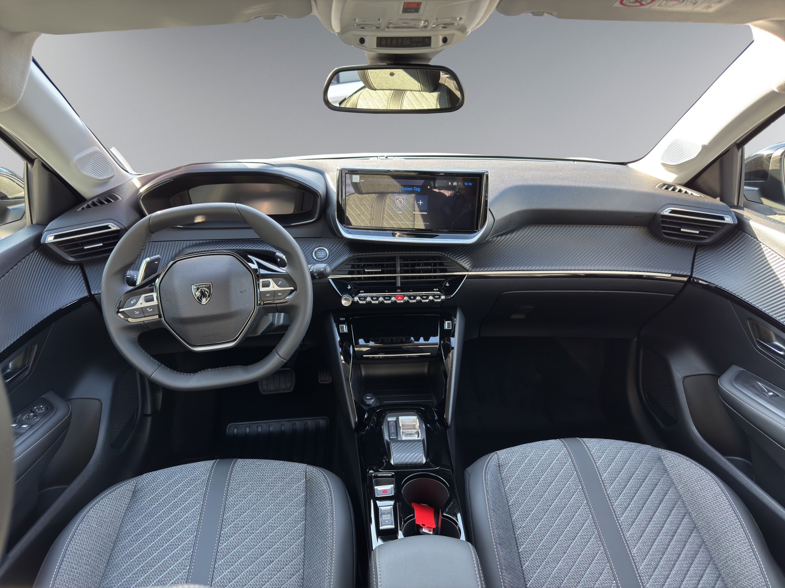 PEUGEOT 208 1.2 Hybrid Allure Premium-image-6