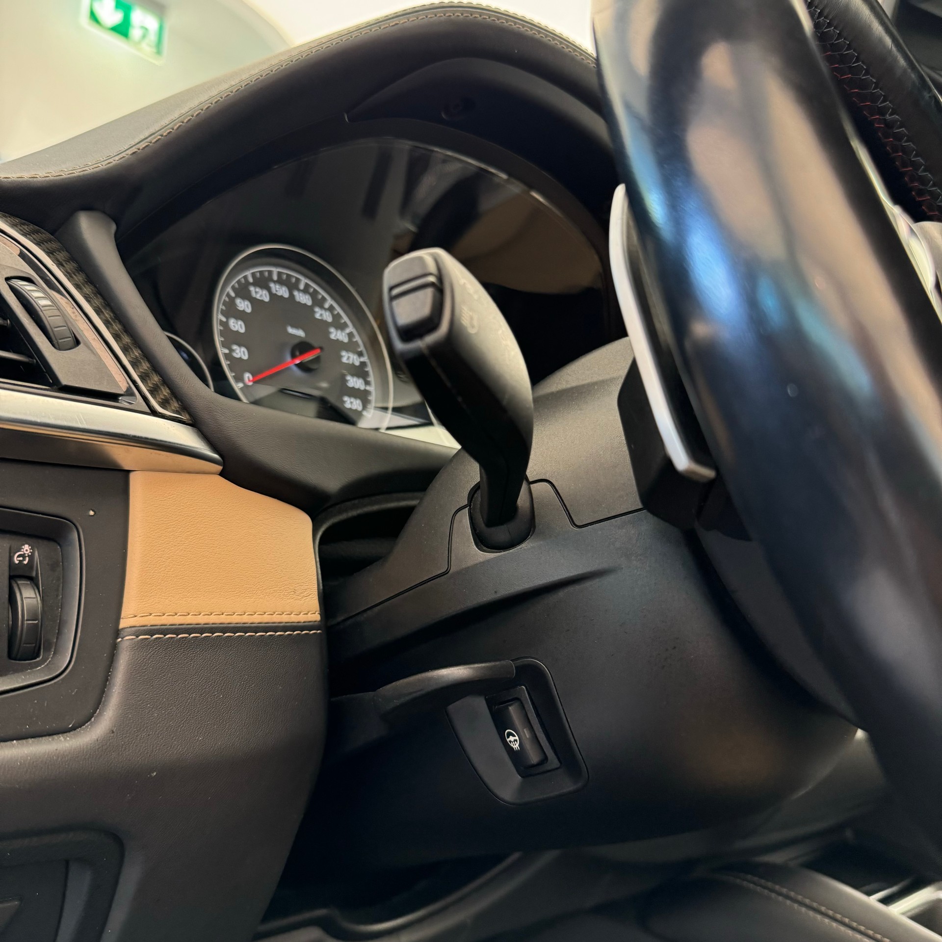 BMW M4 Cabriolet DKG-image-12