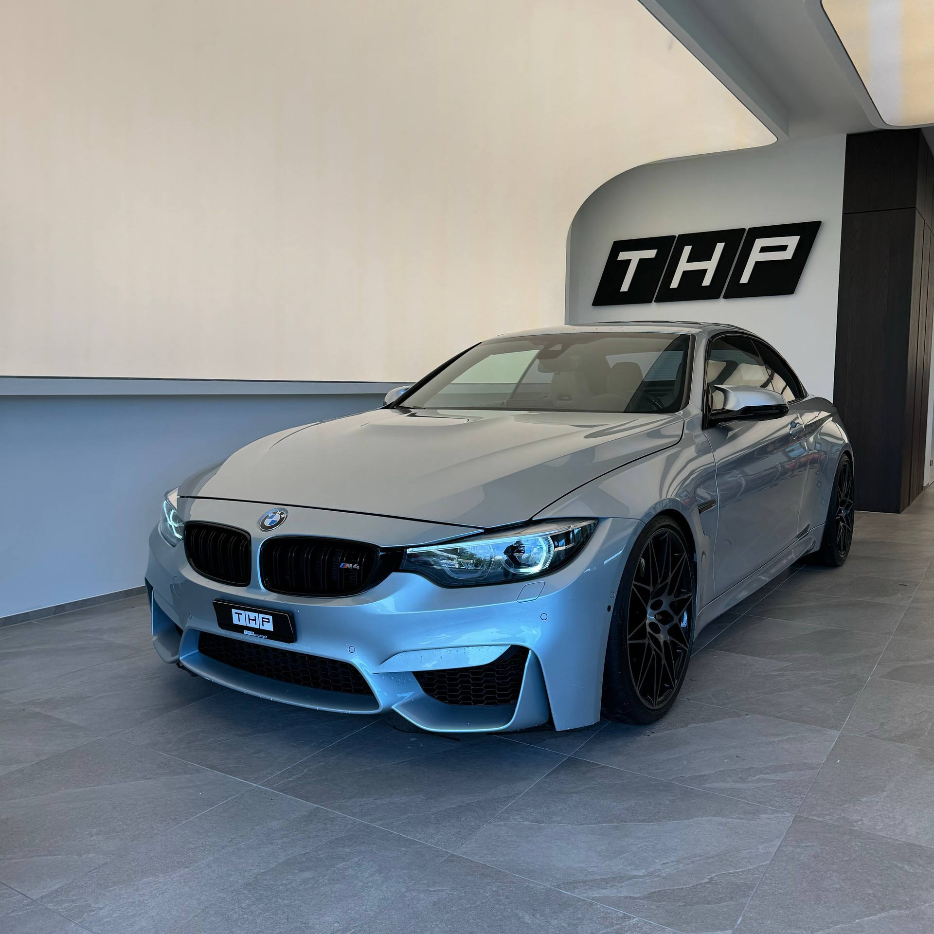 BMW M4 Cabriolet DKG