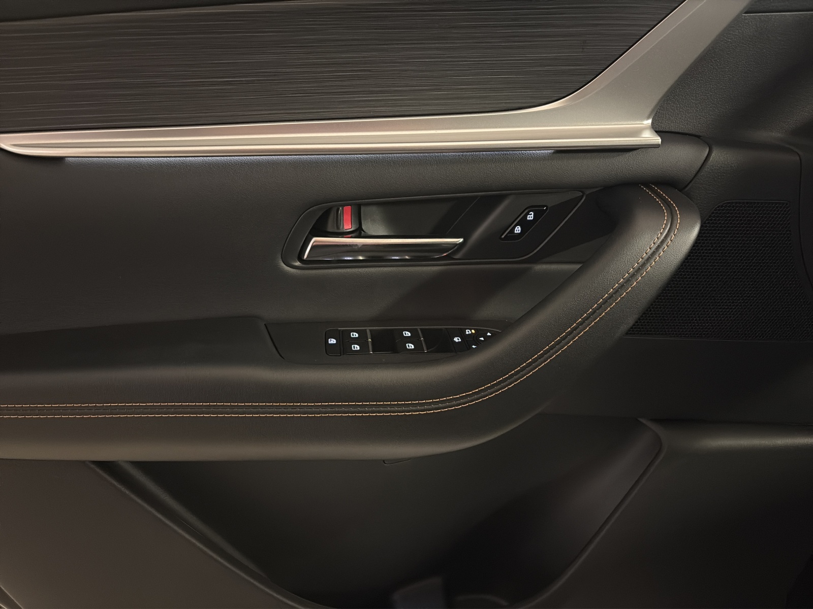 MAZDA CX-80 e-Skyactiv D254 MHEV AWD Homura Plus-image-8