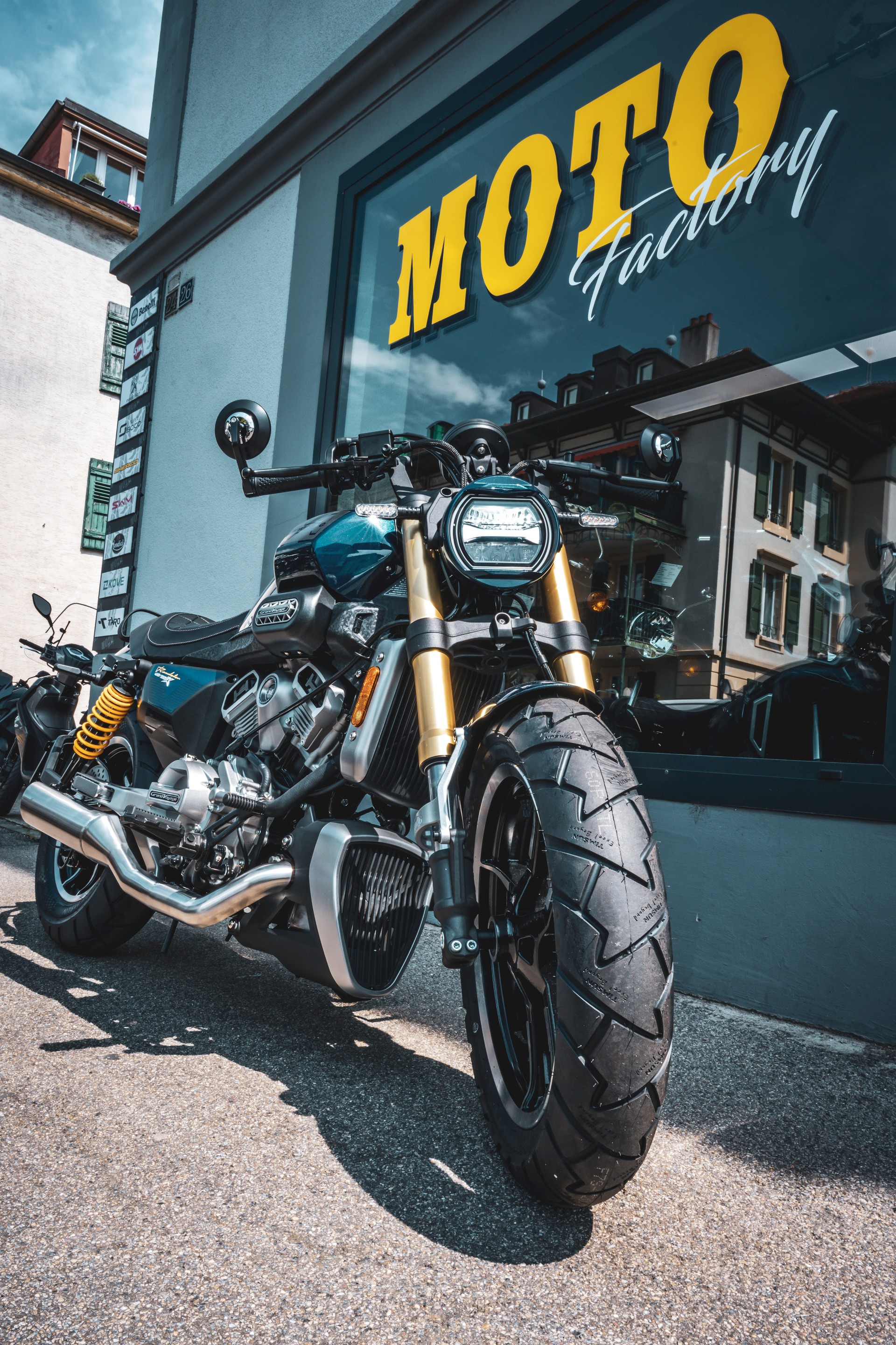 HYOSUNG 125 GV X-image-1