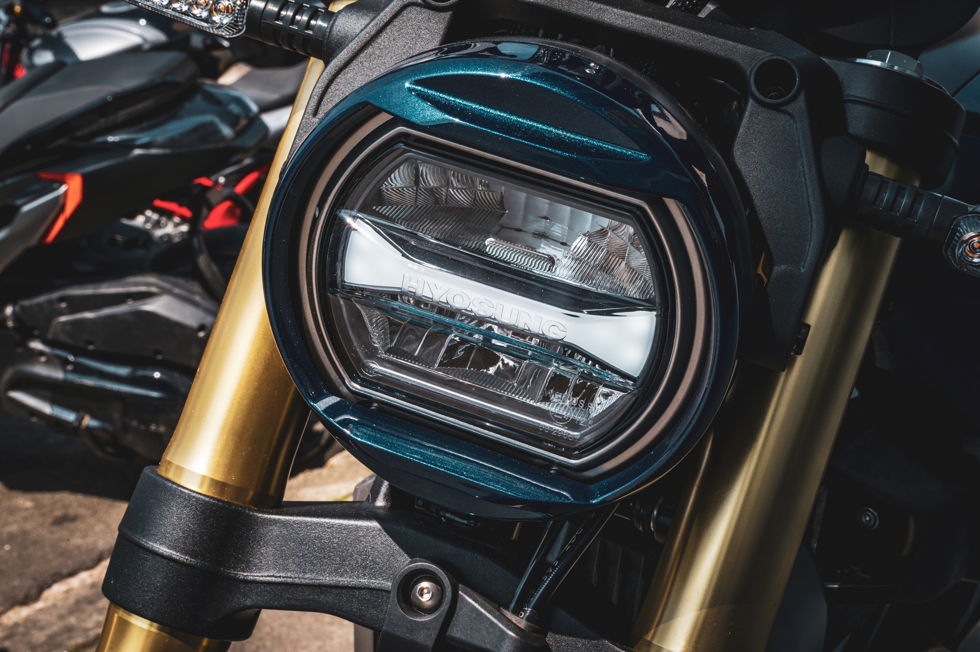 HYOSUNG 125 GV X-image-2
