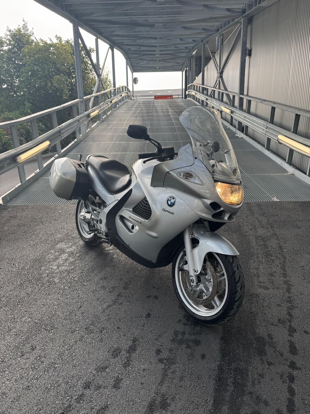 BMW K 1200 GT-image-0
