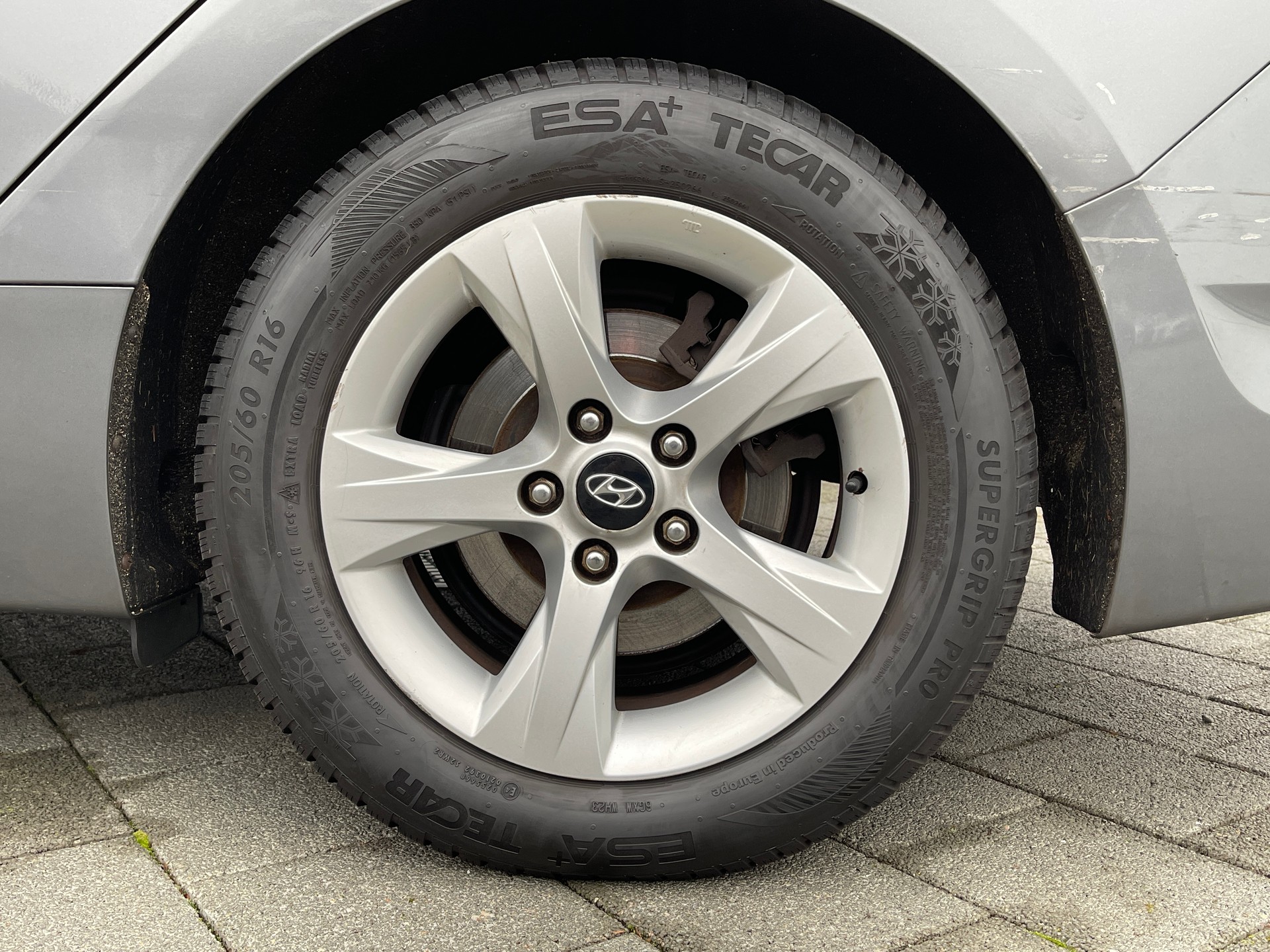 HYUNDAI i40 Wagon 1.7 CRDI ISG Comfort-image-15