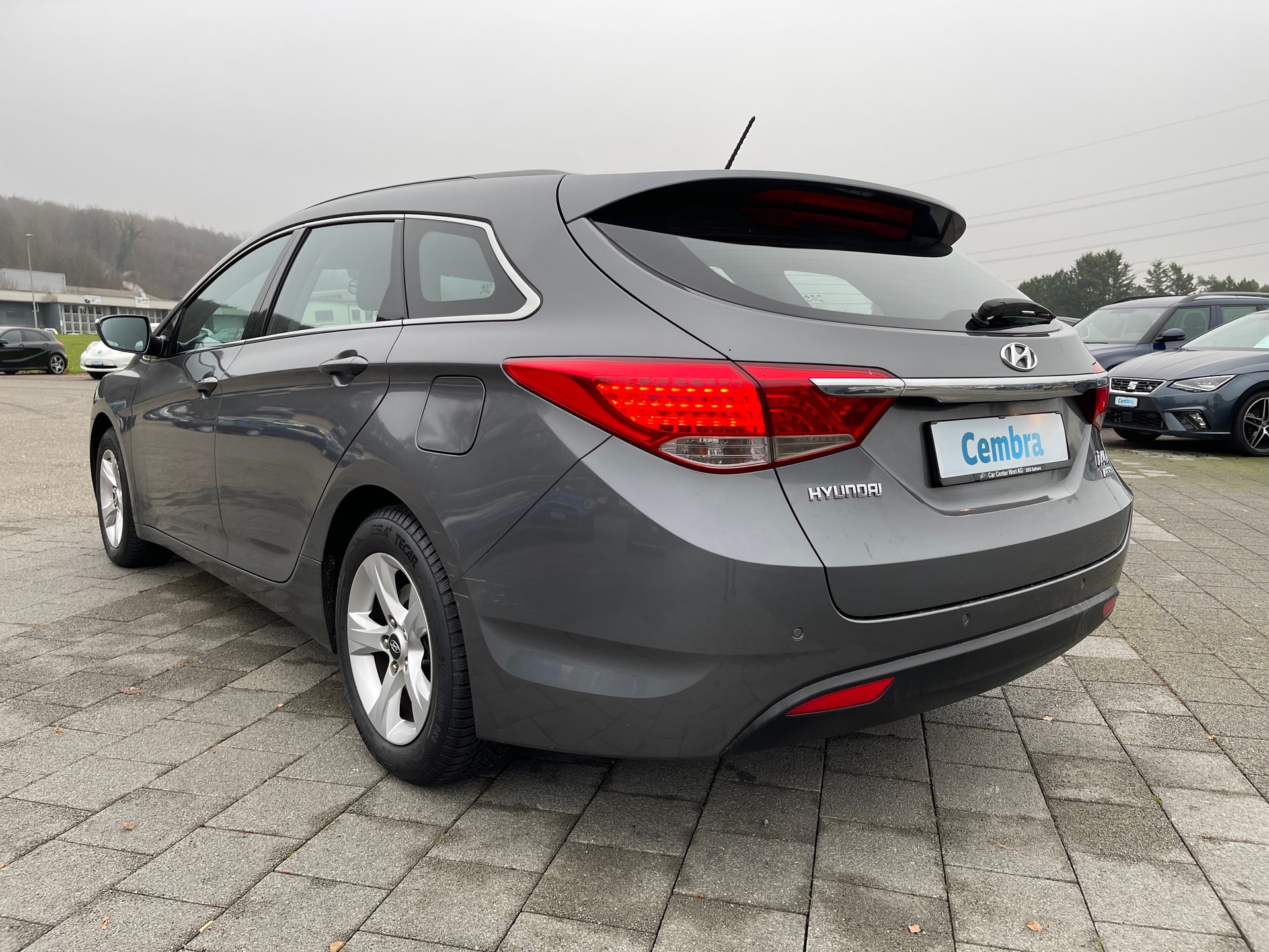 HYUNDAI i40 Wagon 1.7 CRDI ISG Comfort-image-2