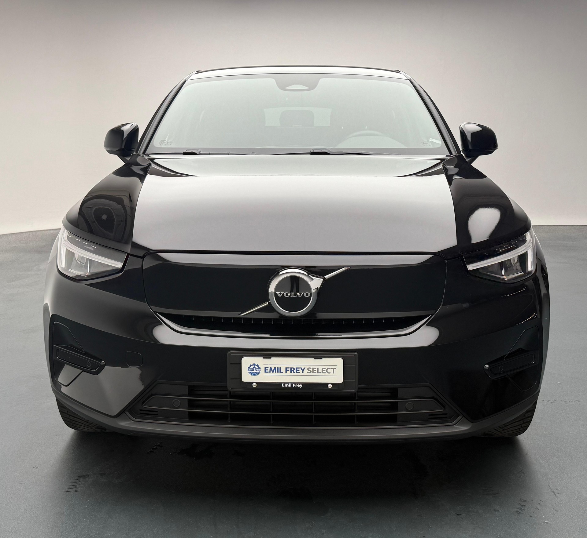 VOLVO C40 E80 Plus AWD-showroom-element-2