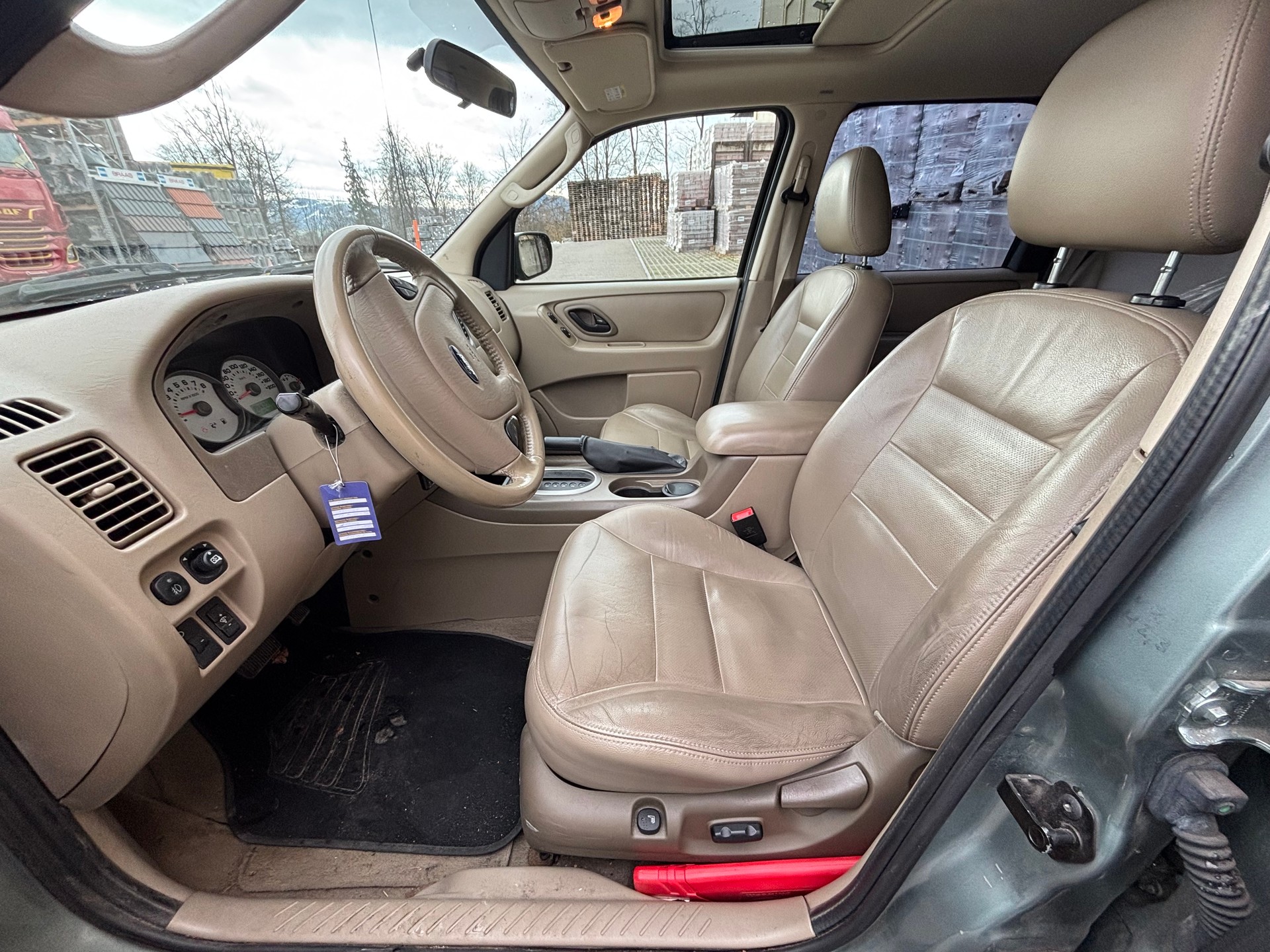 FORD Maverick 3.0 24V Executive-image-10