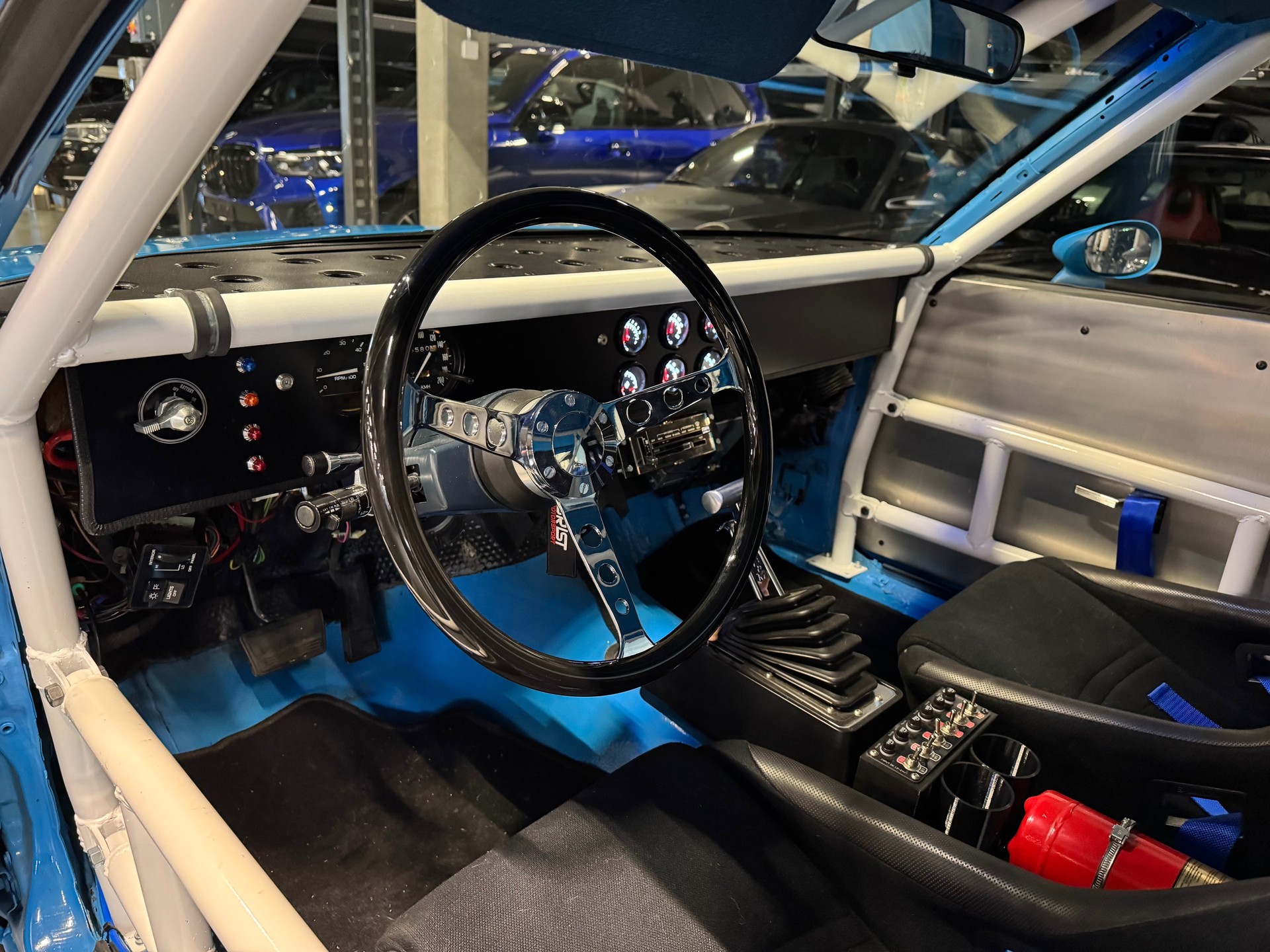 OLDSMOBILE CUTLASS *NASCAR REPLICA* CH legal-image-7