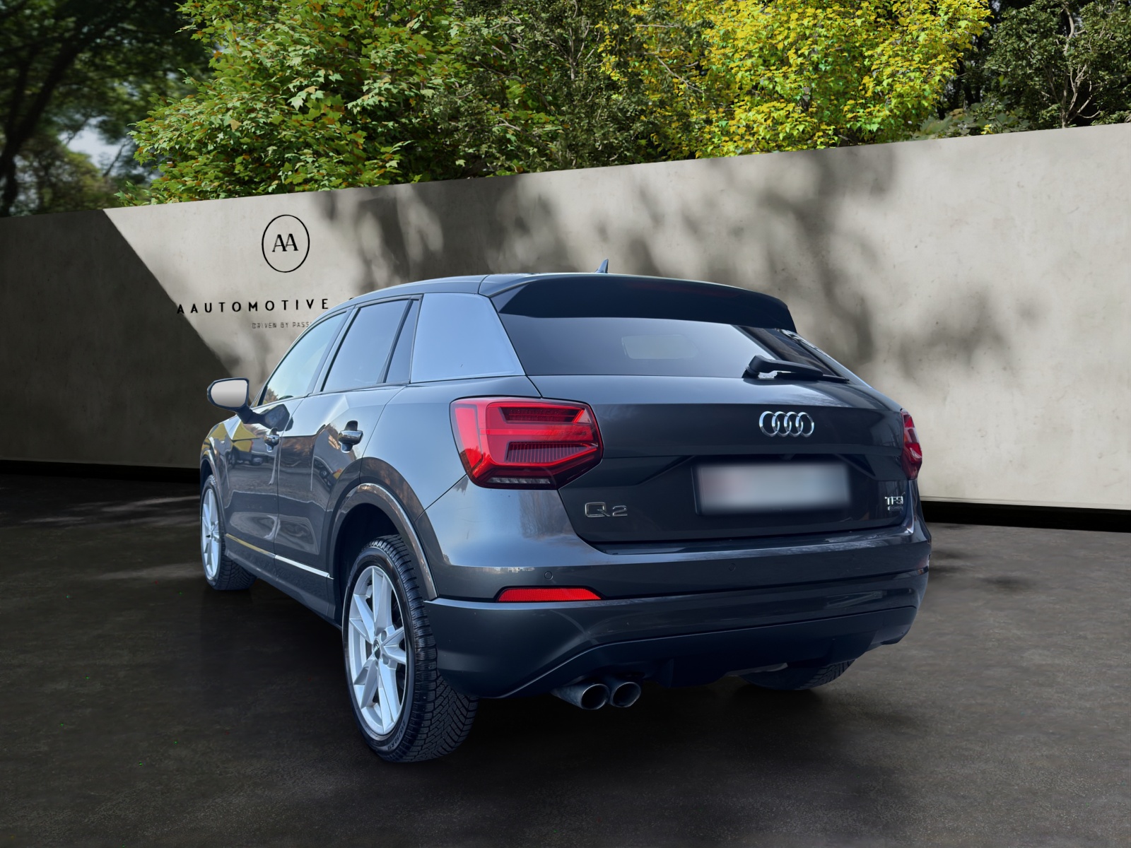 AUDI Q2 2.0 TFSI sport quattro S-tronic-showroom-element-3