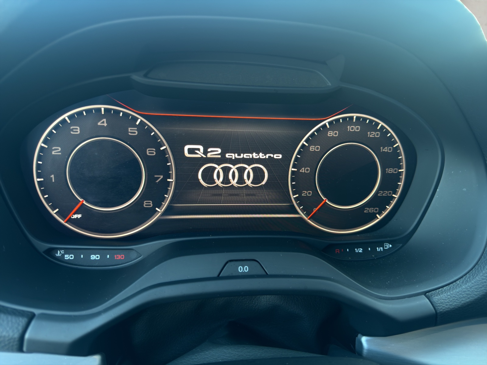 AUDI Q2 2.0 TFSI sport quattro S-tronic-image-10