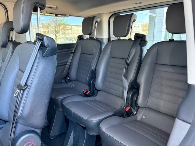FORD Tourneo Custom 320 L1H1 Titanium A-image-7
