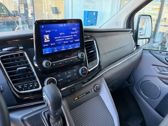 FORD Tourneo Custom 320 L1H1 Titanium A-image-12