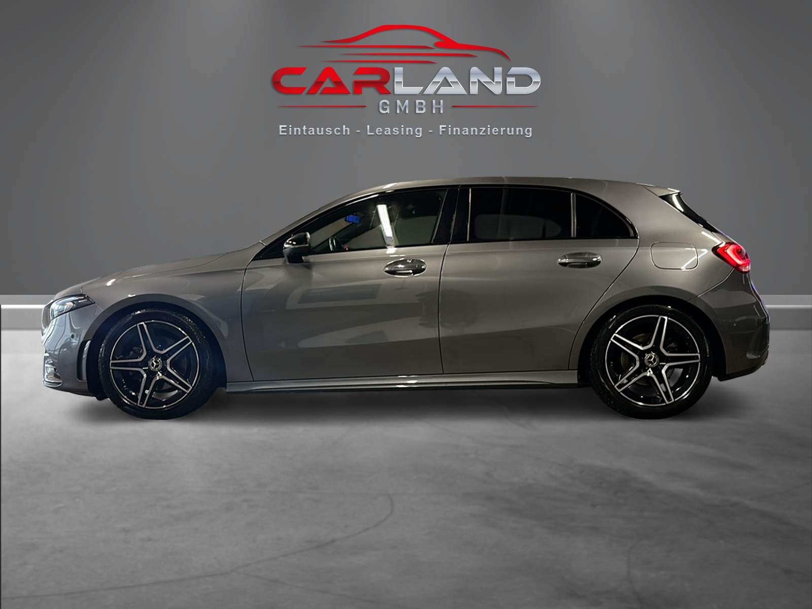 MERCEDES-BENZ A 200 AMG Line 7G-DCT-showroom-element-1