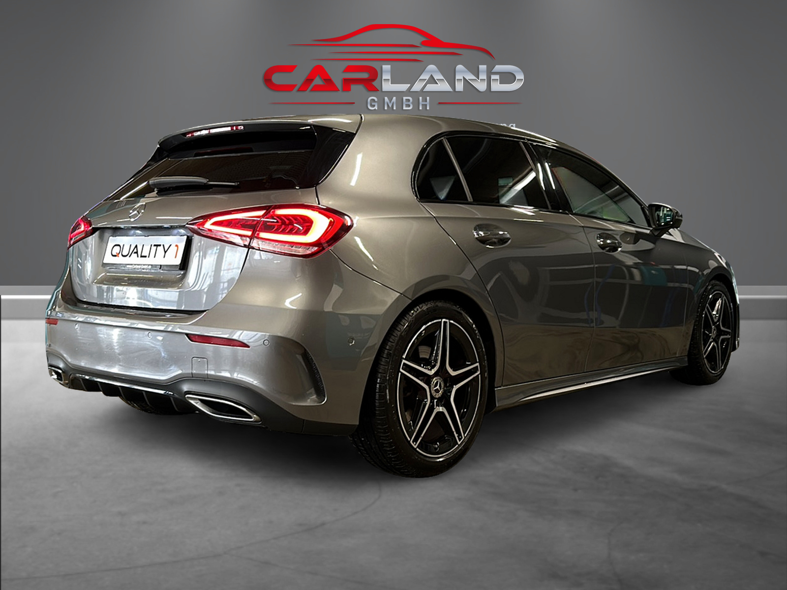 MERCEDES-BENZ A 200 AMG Line 7G-DCT-image-4