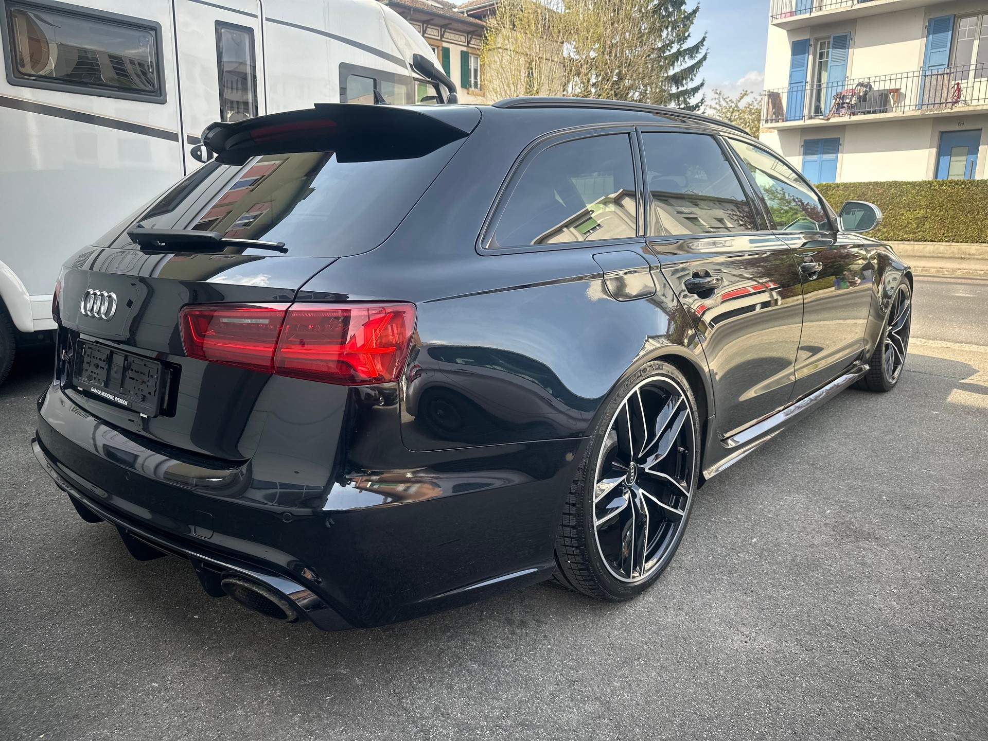 AUDI RS6 Avant 4.0 TFSI V8 performance quattro-image-5