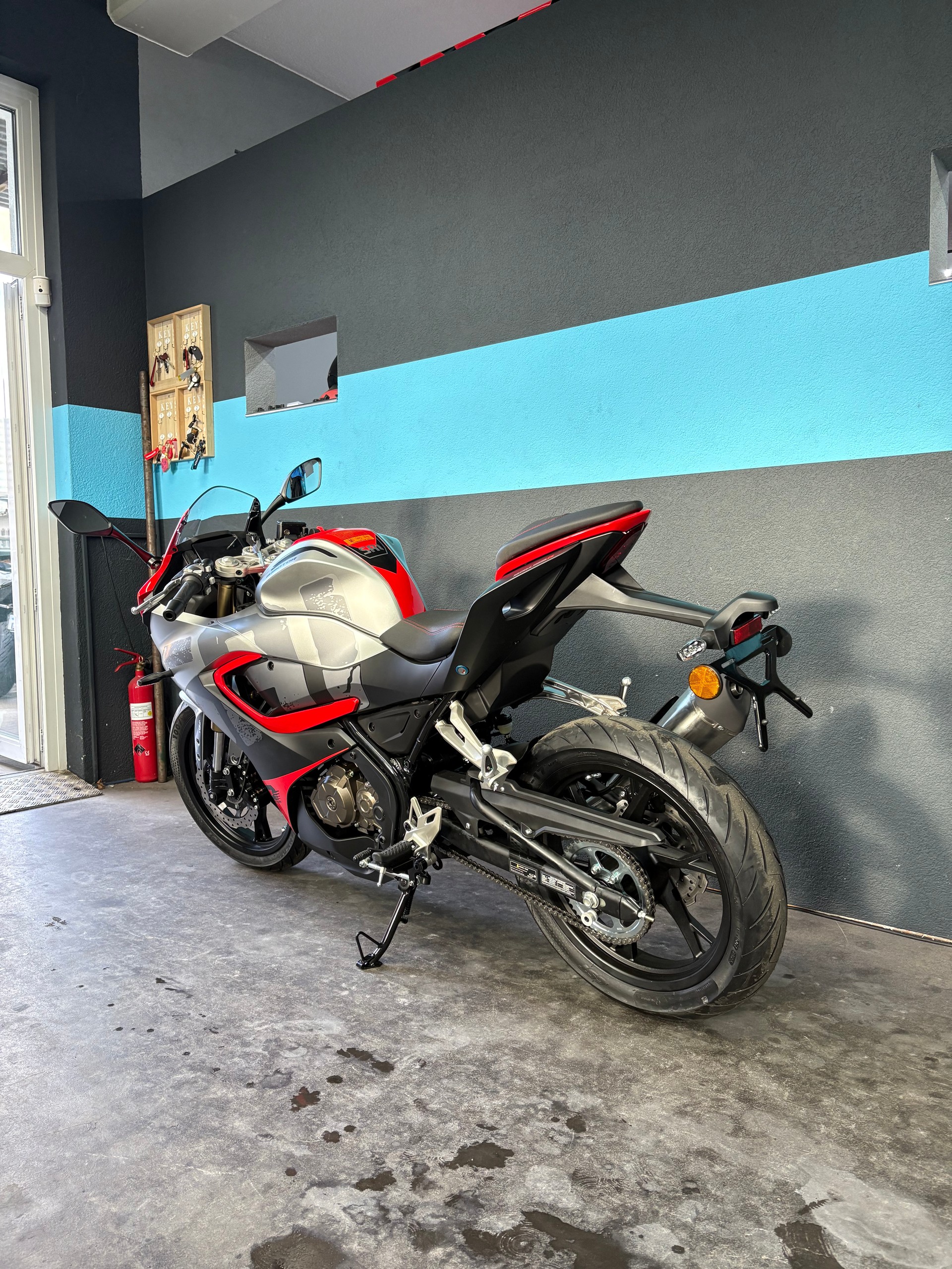 QJ SRK 125 R-image-4