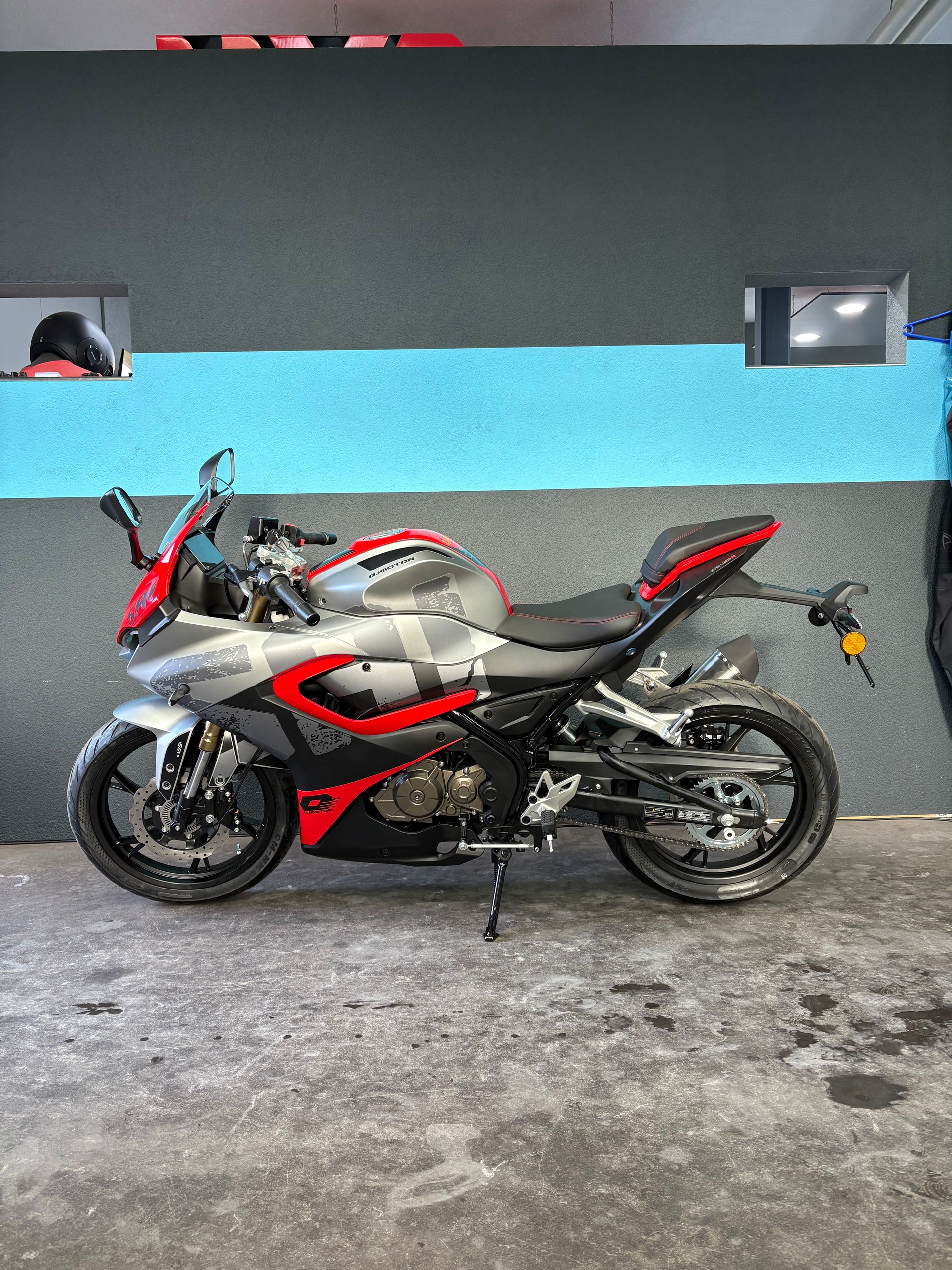 QJ SRK 125 R-image-3
