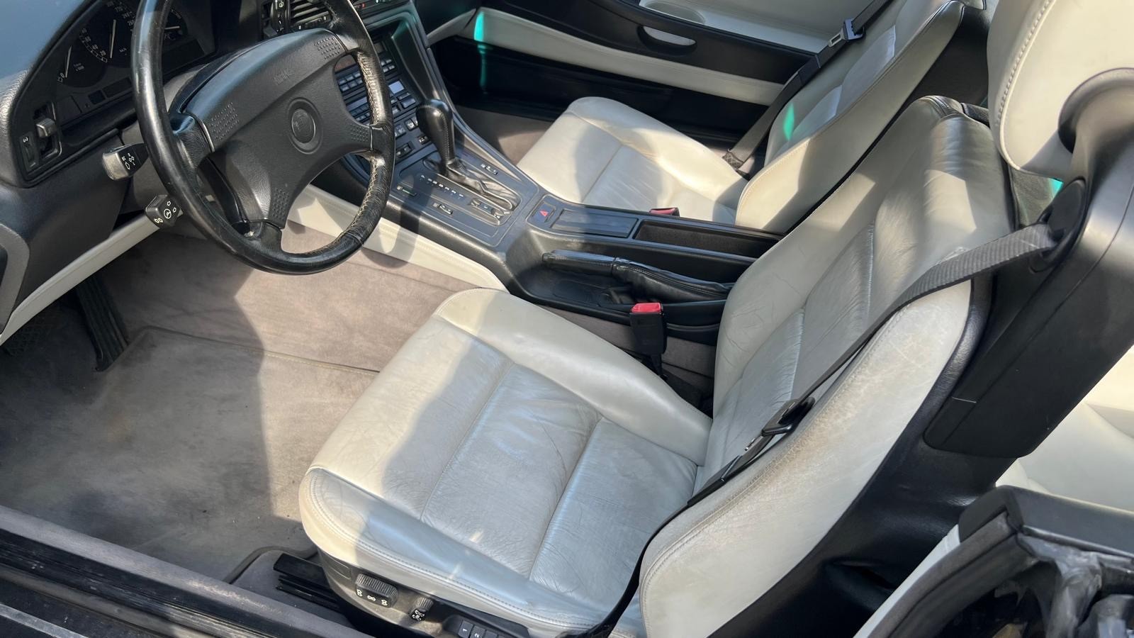 BMW 850i A-image-9