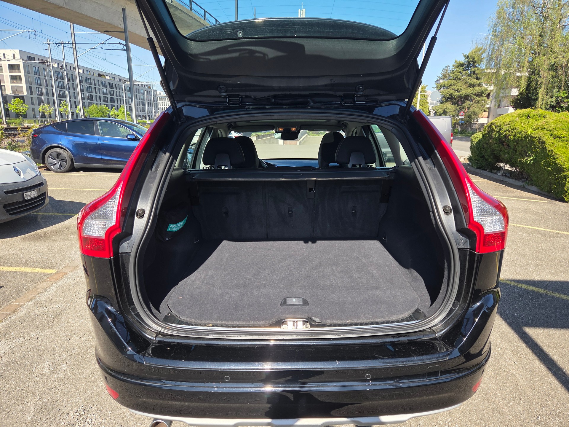 VOLVO XC60 D4 Executive Geartronic-image-11