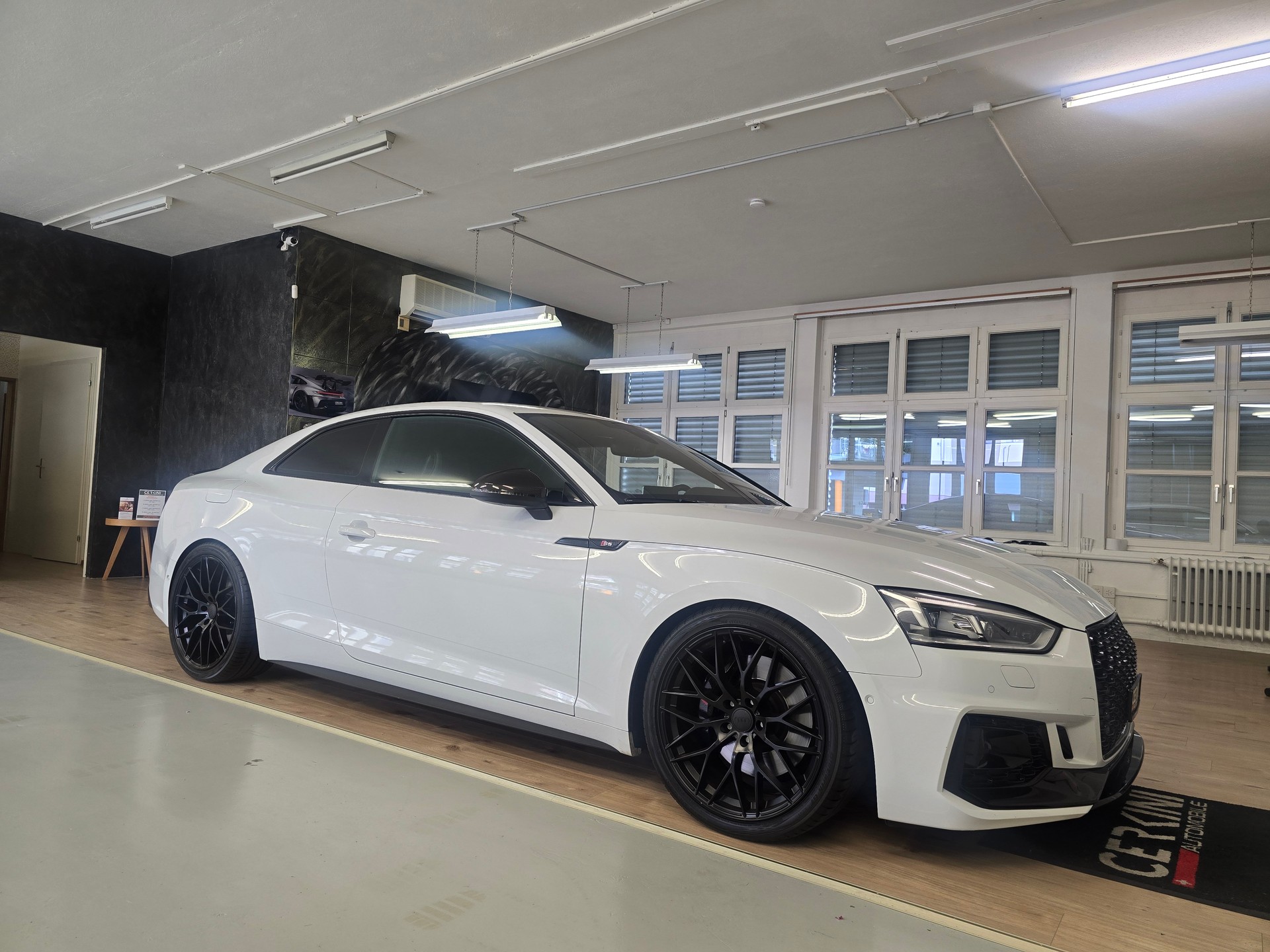 AUDI S5 Coupé 3.0 TFSI quattro * Carbon * Miltek *-showroom-element-3