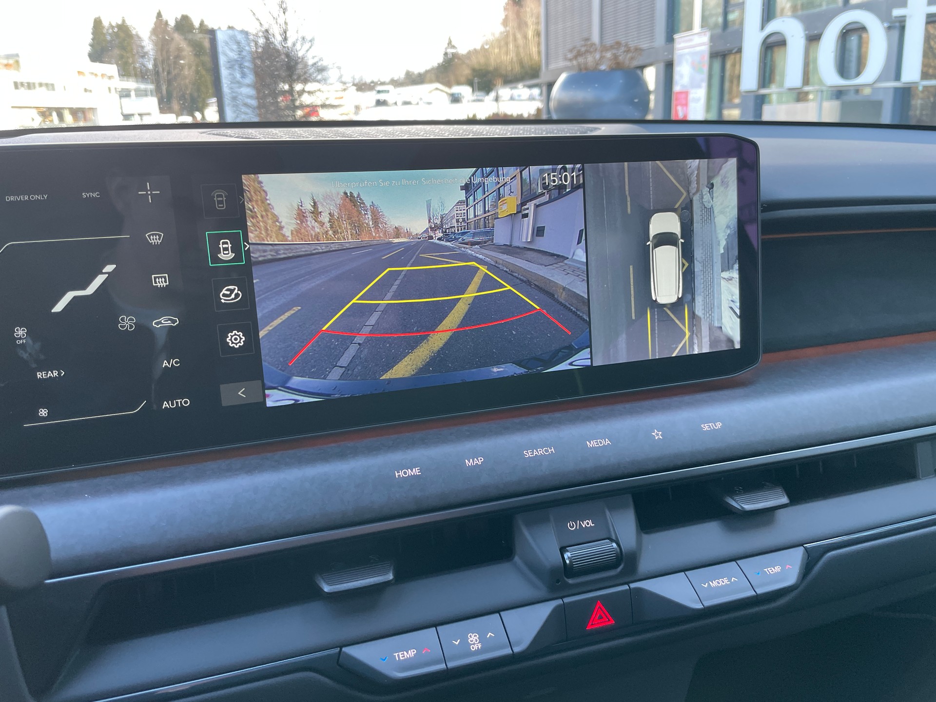 KIA EV9 99,8 kWh GT 4x4 mit Panoramadach, 7-Sitzer-image-24