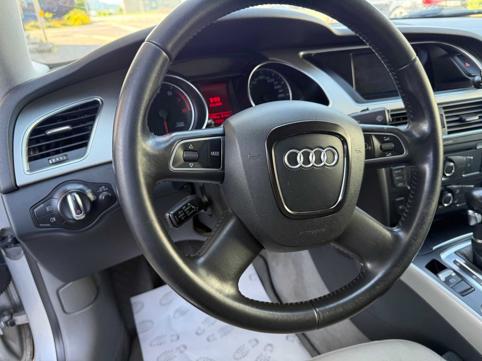 AUDI A5 Sportback 2.0 TFSI quattro S-tronic-image-11