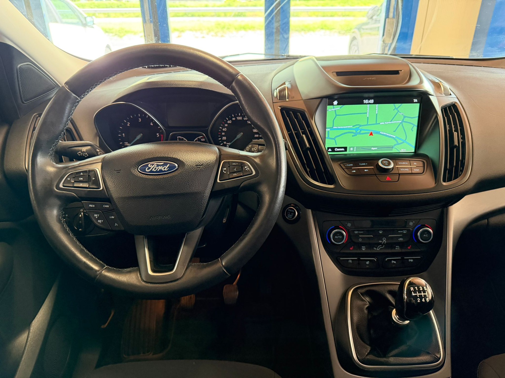 FORD Kuga 2.0 TDCi Trend+ 4WD-image-15