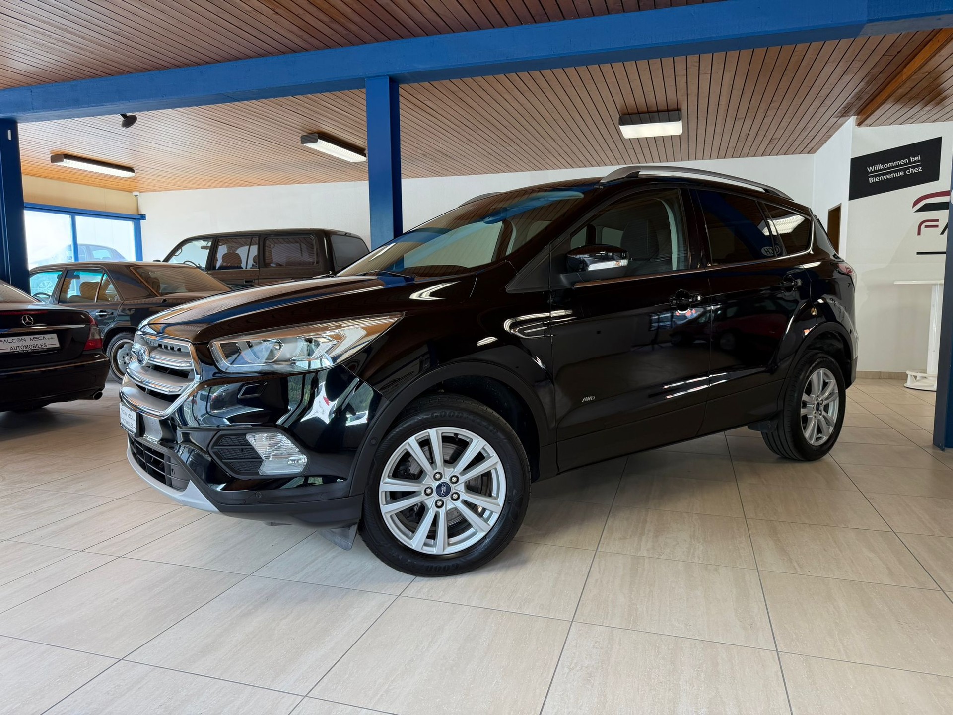 FORD Kuga 2.0 TDCi Trend+ 4WD-showroom-element-3