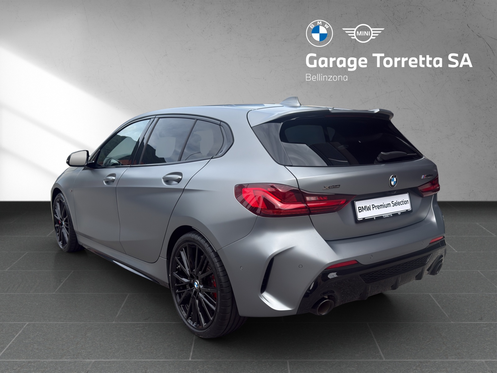 BMW M135i xDrive M Sport Pro Steptronic-showroom-element-2