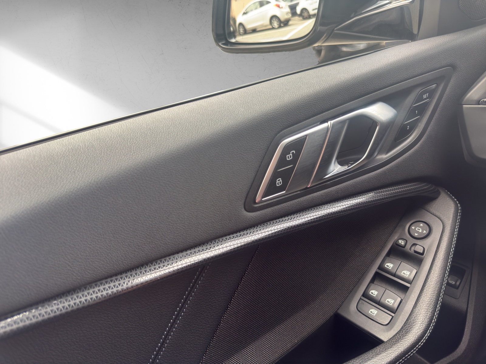 BMW M135i xDrive M Sport Pro Steptronic-image-14