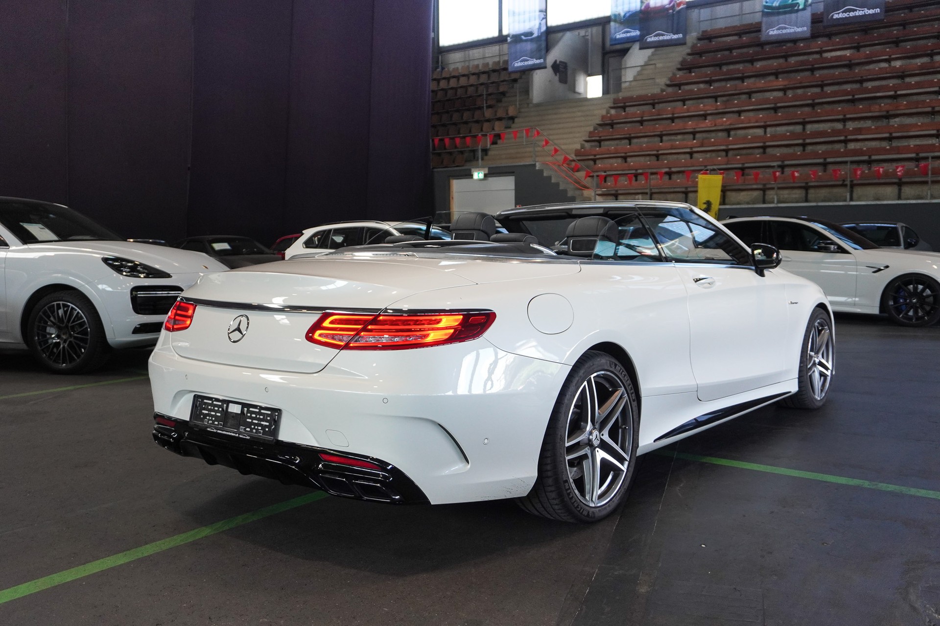 MERCEDES-BENZ S 63 AMG Cabriolet 4Matic Speedshift MCT-image-4