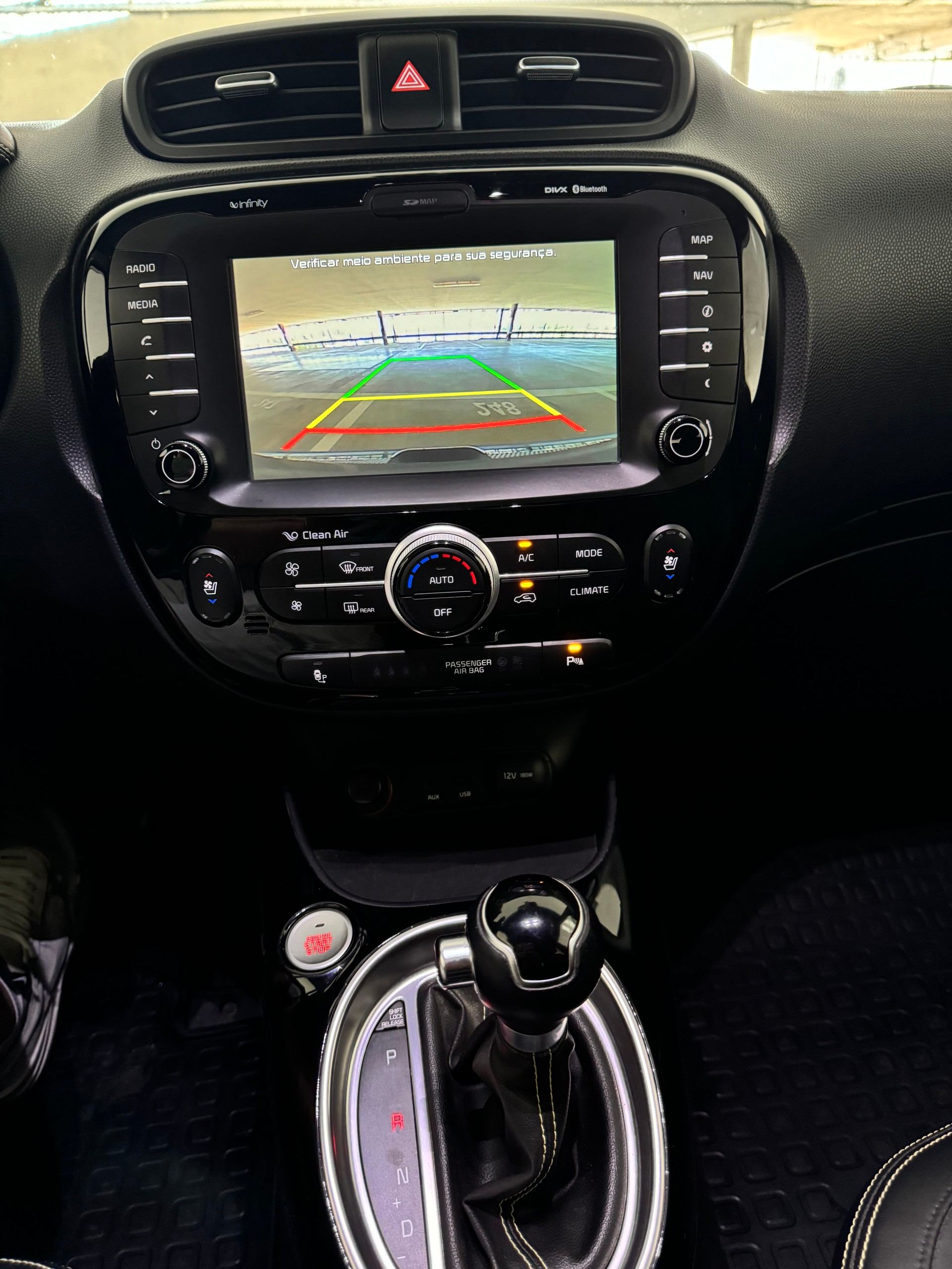 KIA Soul 1.6 CRDi Style Automatic-image-9
